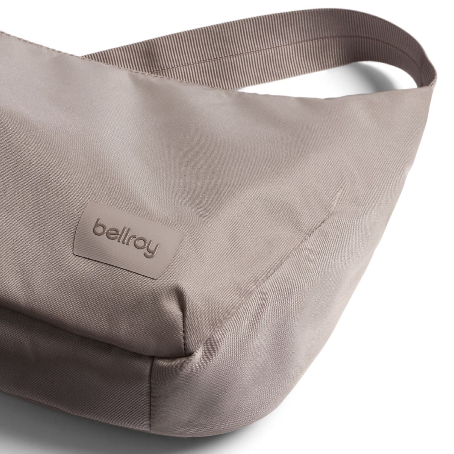 Bellroy Laneway Crescent Bag 2.5L - Fawn