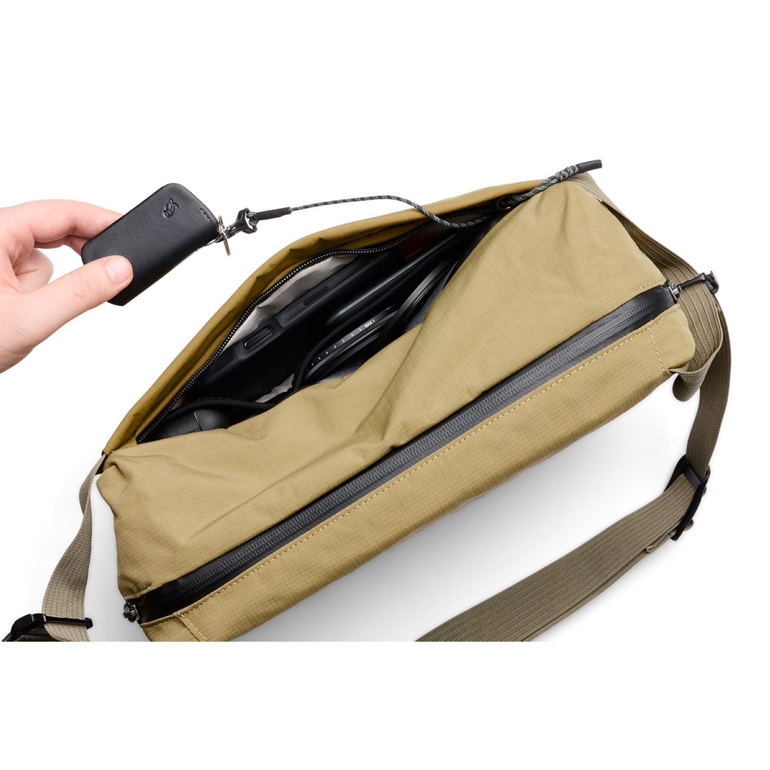 Bellroy Venture Camera Sling - Safari