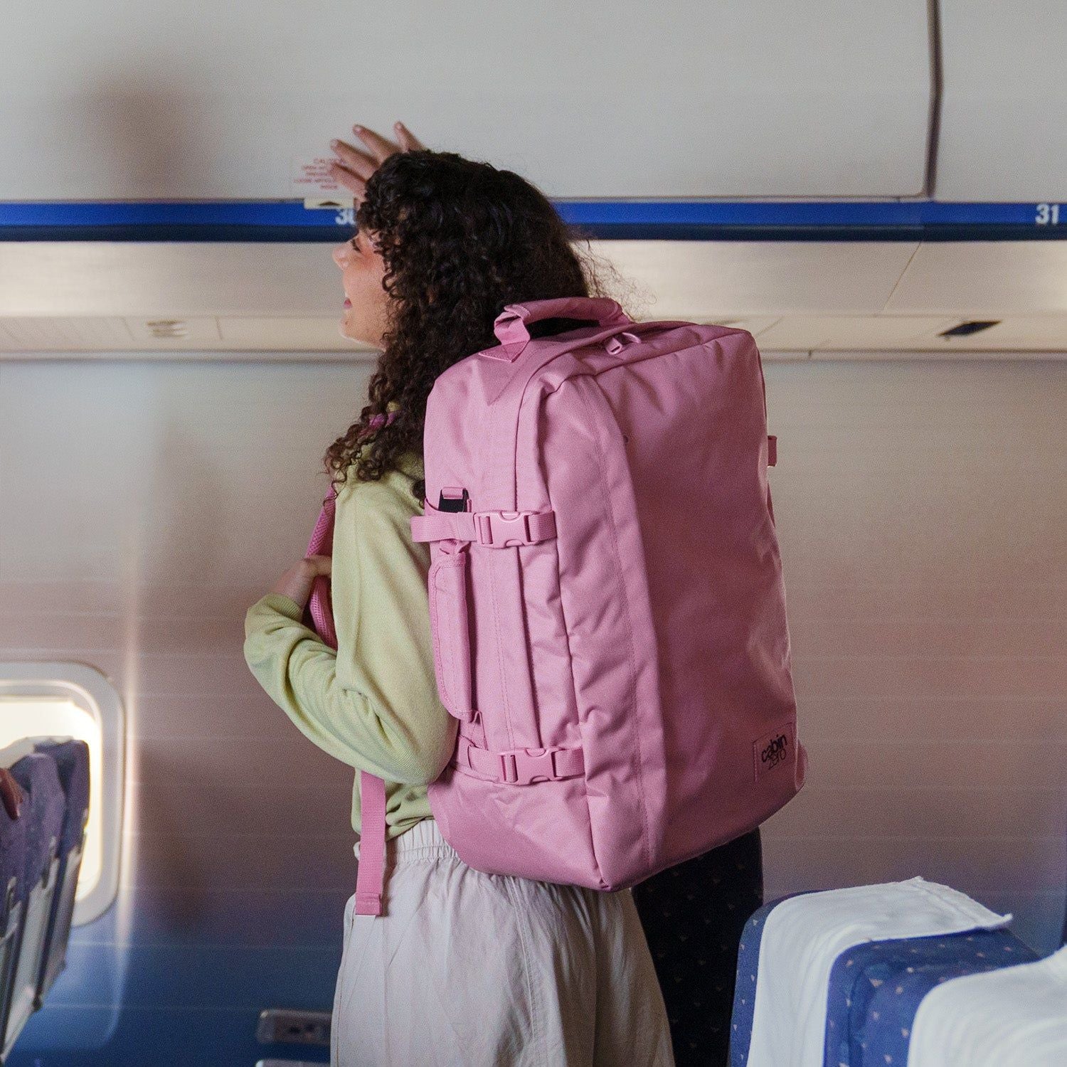 Cabinzero Classic Backpack 44L (Rosa Rosa)