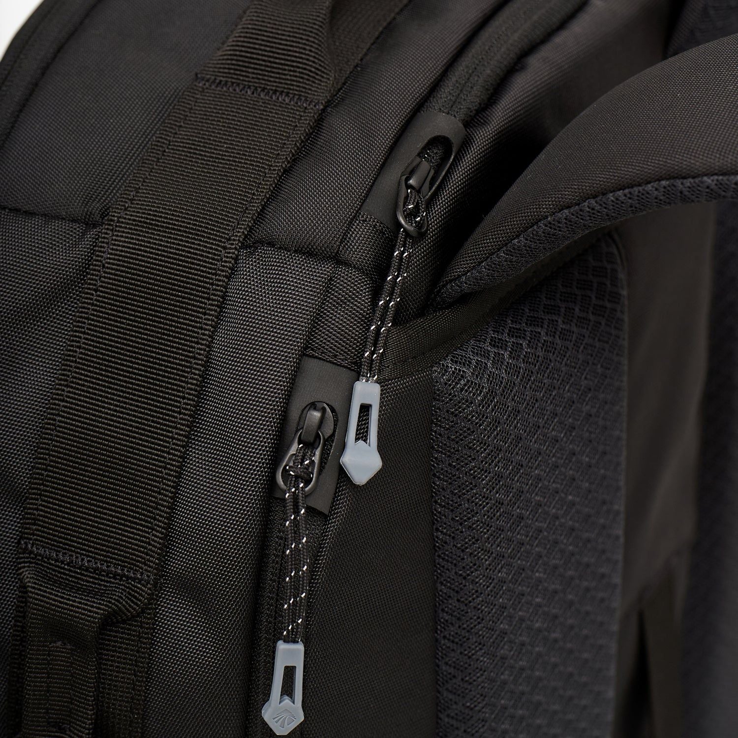 Eagle Creek Tour Lite Travel Pack 38L (Black)