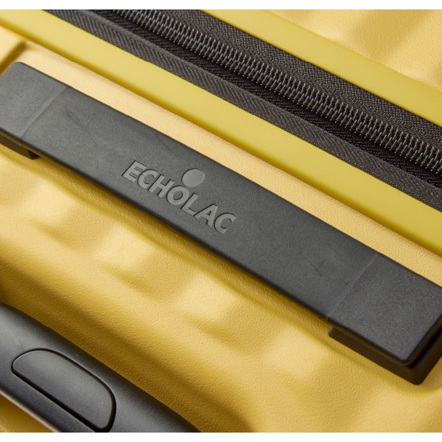 Echolac Oxygen 24" Luggage (Yellow)