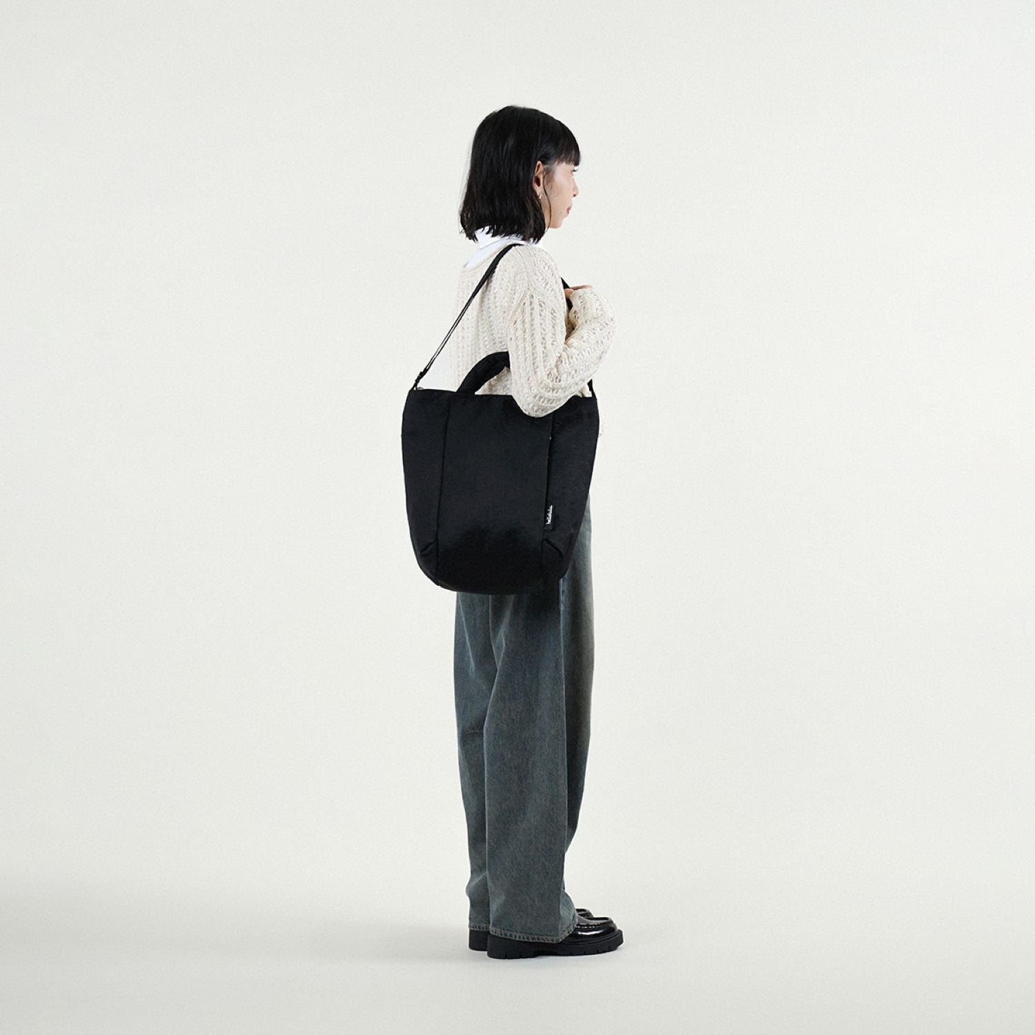 Hellolulu Julian Daily 2-Way Tote (Jade Black)