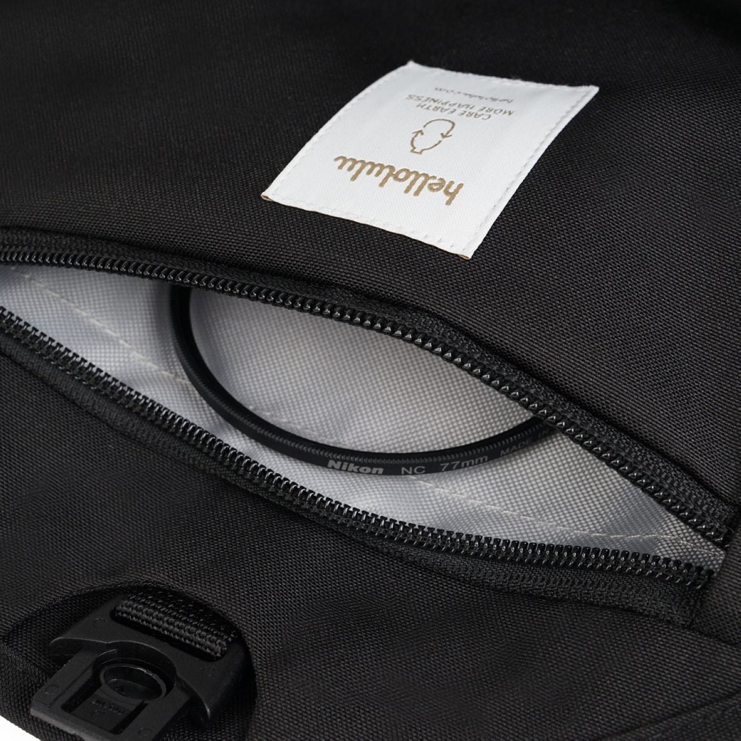 Hellolulu Vita Compact Camera Bag Recycled (Flat Black)