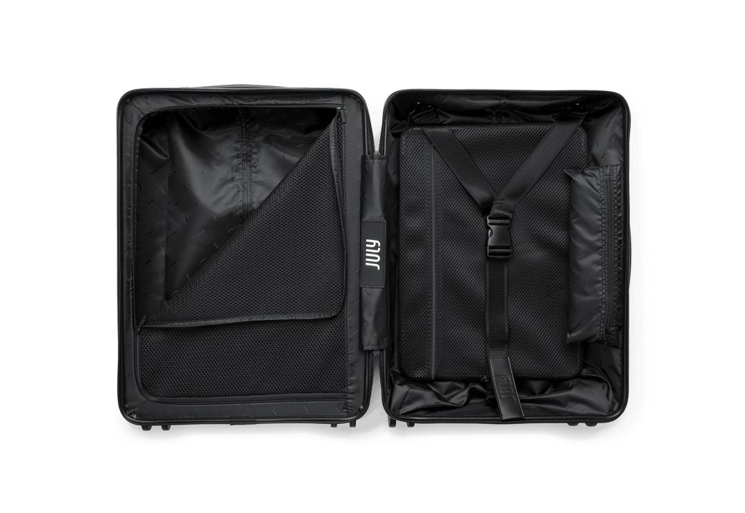 July Carry On Classic Polycarbonate 21" Luggage With Casesafe Tracking & Power Bank & Usb/Usb-C Cable - Forest