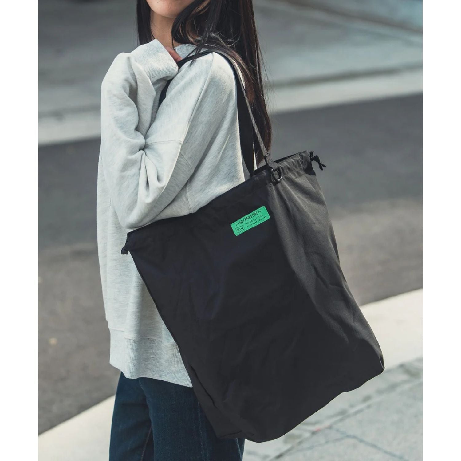 Kiu 2Way Rain Bag Cover (Black)