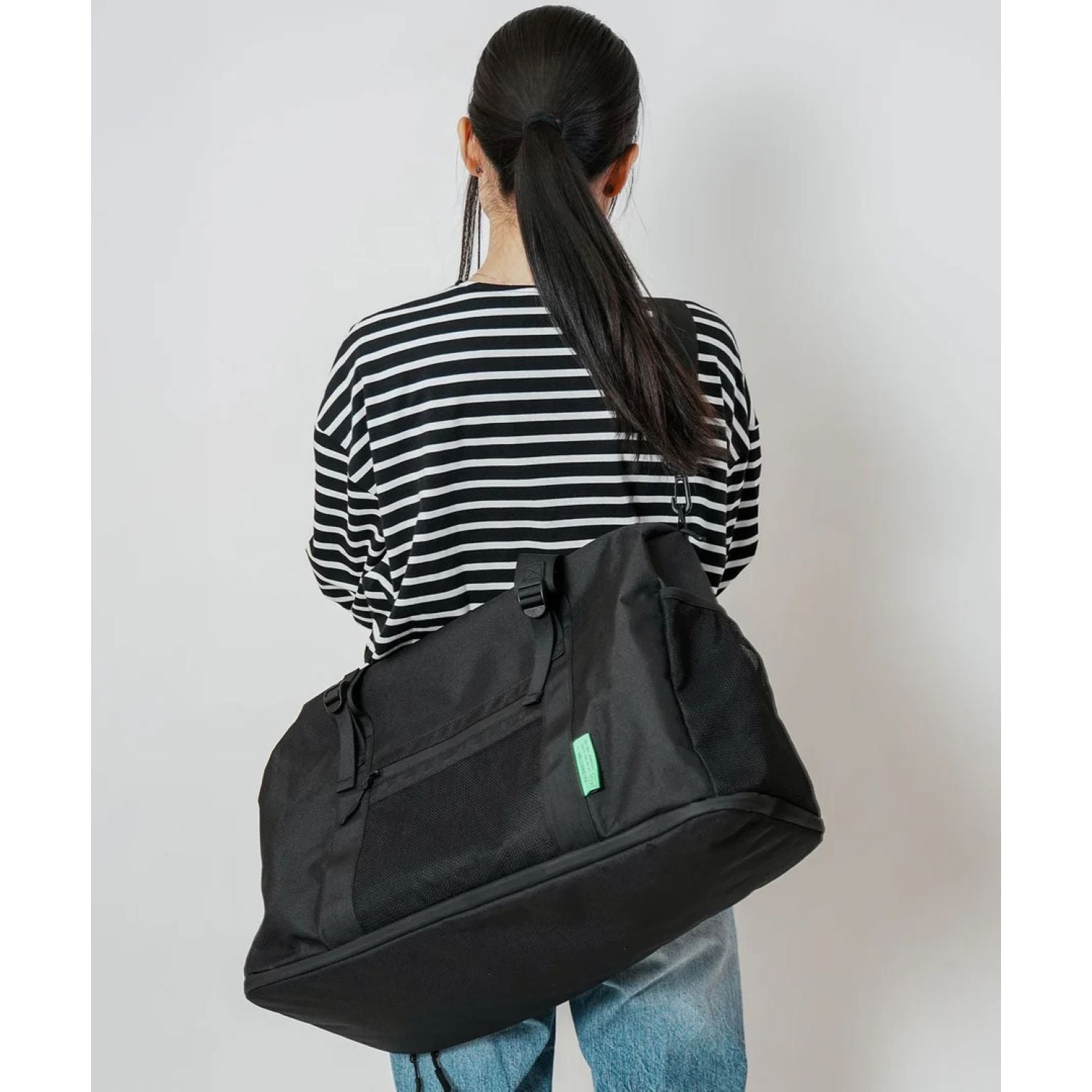 Kiu Water Repellent 600D Gym Bag (Khaki)