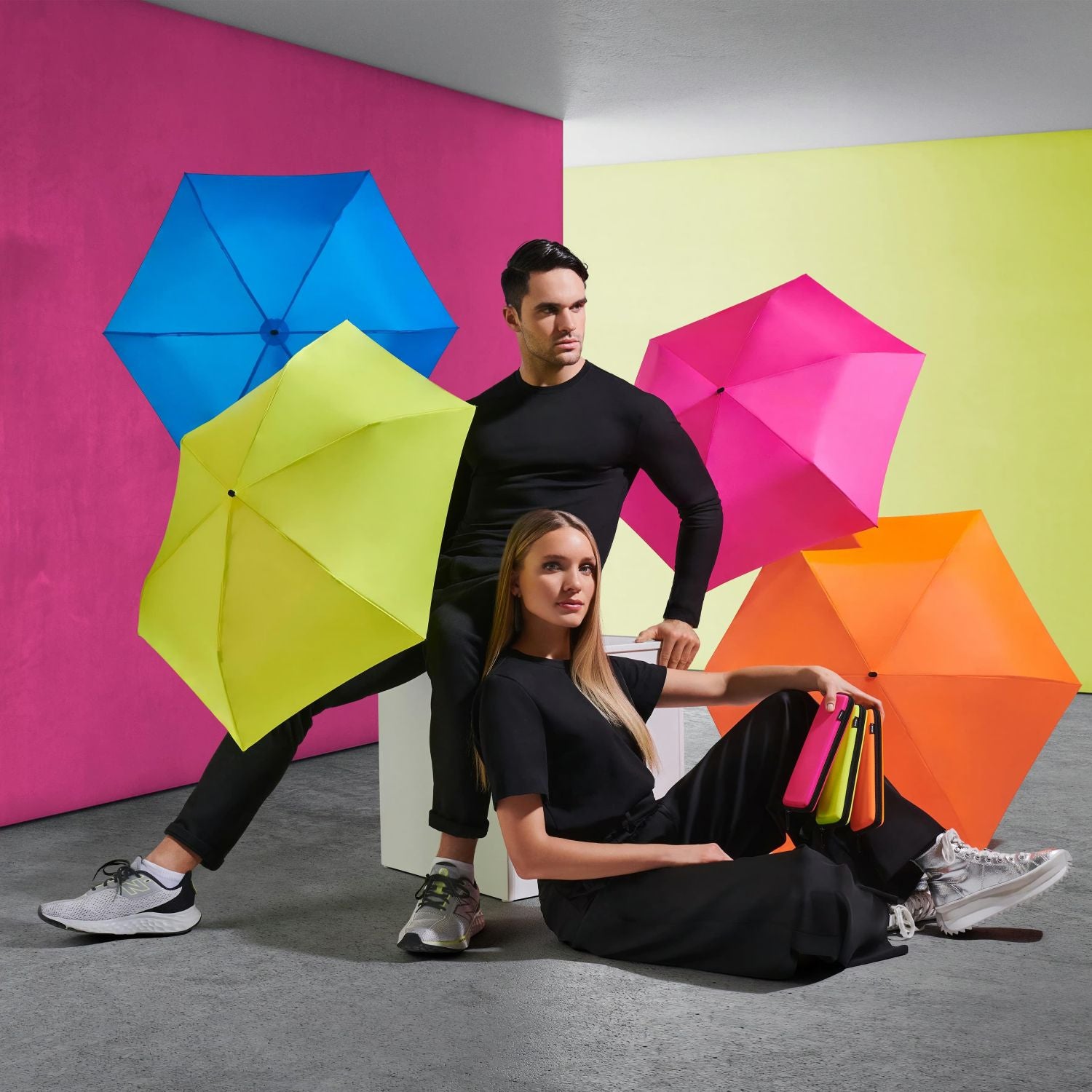 Knirps X4U Ultralight Slim Manual With Eva Case (UV Protection) - Navy / Black Inner Coating