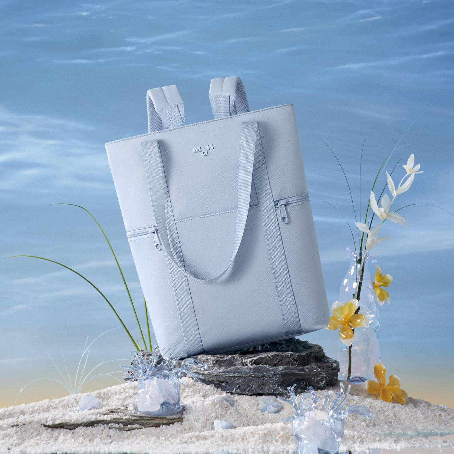 MAH Siro 14L 2Way Totepack - Cloud Blue