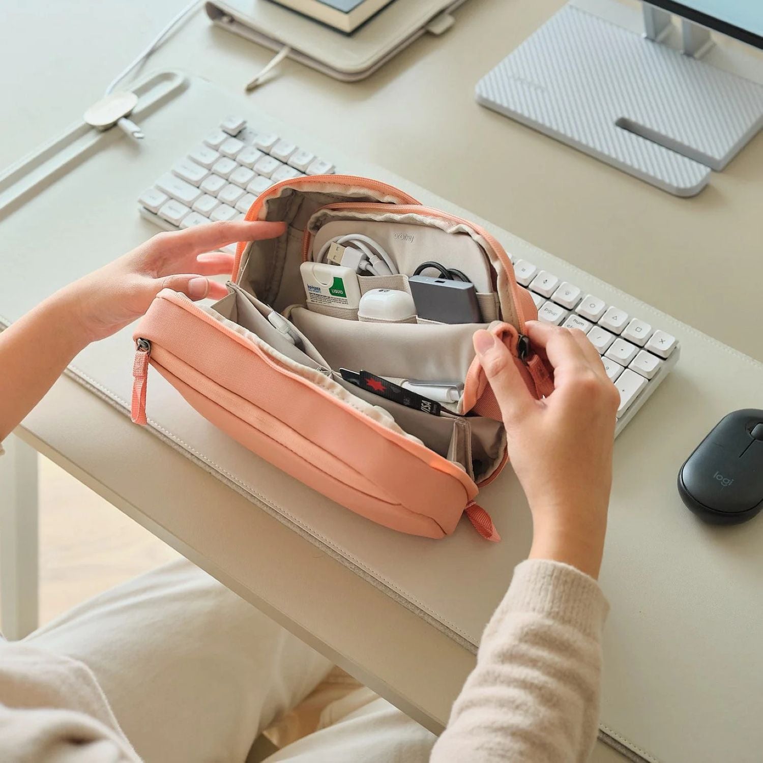 Orbitkey 2-In-1 Tech Pouch (Rose)
