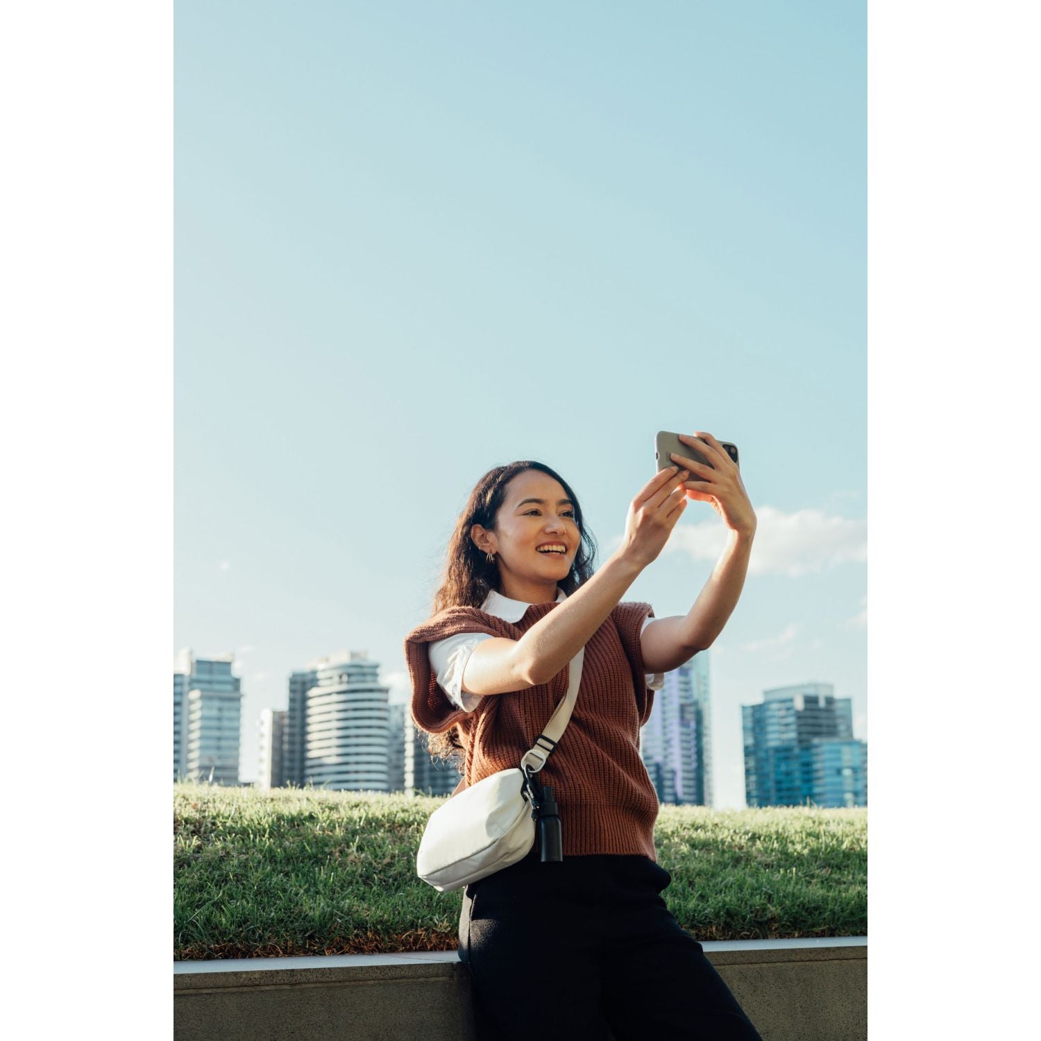 Orbitkey Urban Sling Bag 4L (Terracotta)