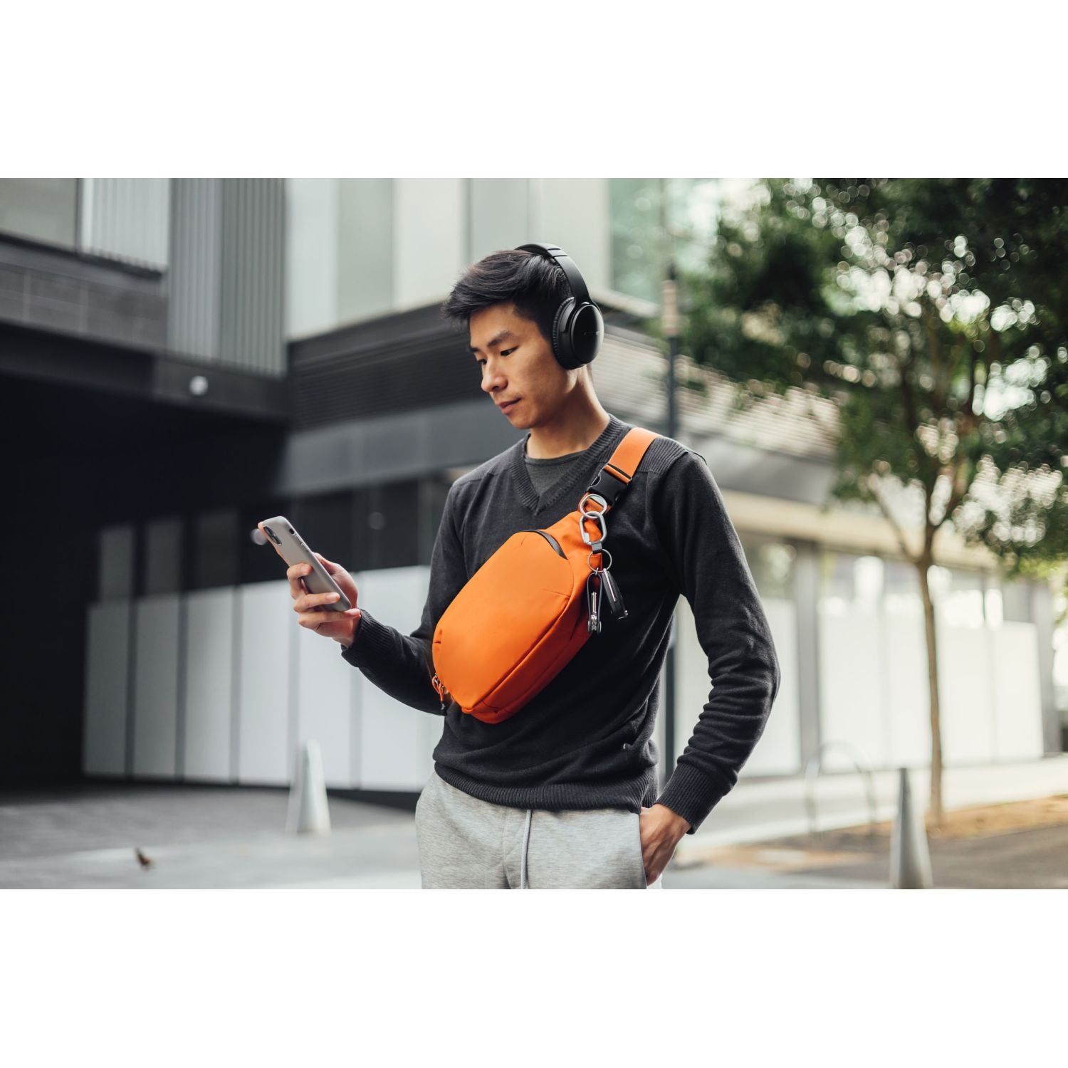 Orbitkey Urban Sling Bag Mini 2L (Black)