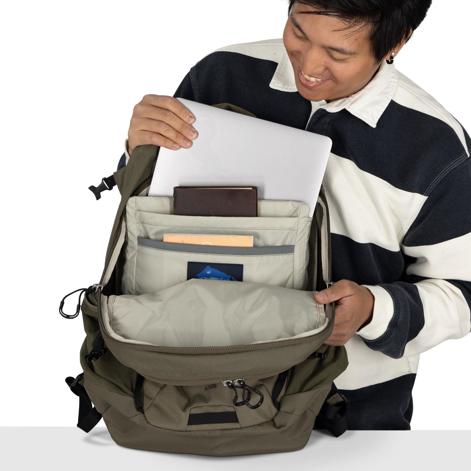 Osprey Axis 24L Backpack O/S - Earl Grey