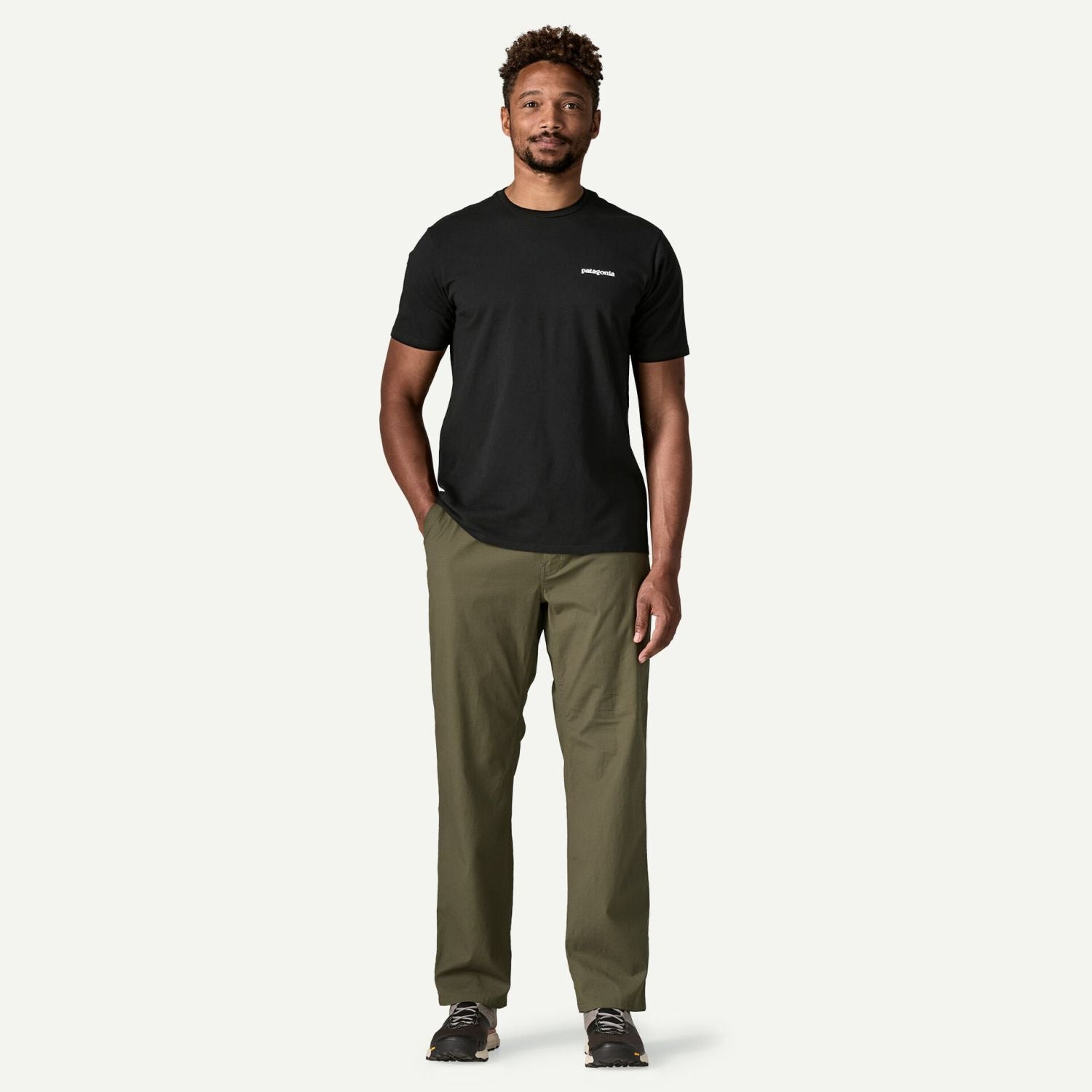 Patagonia Men's P-6 Logo Responsibili-Tee® (Black) - M