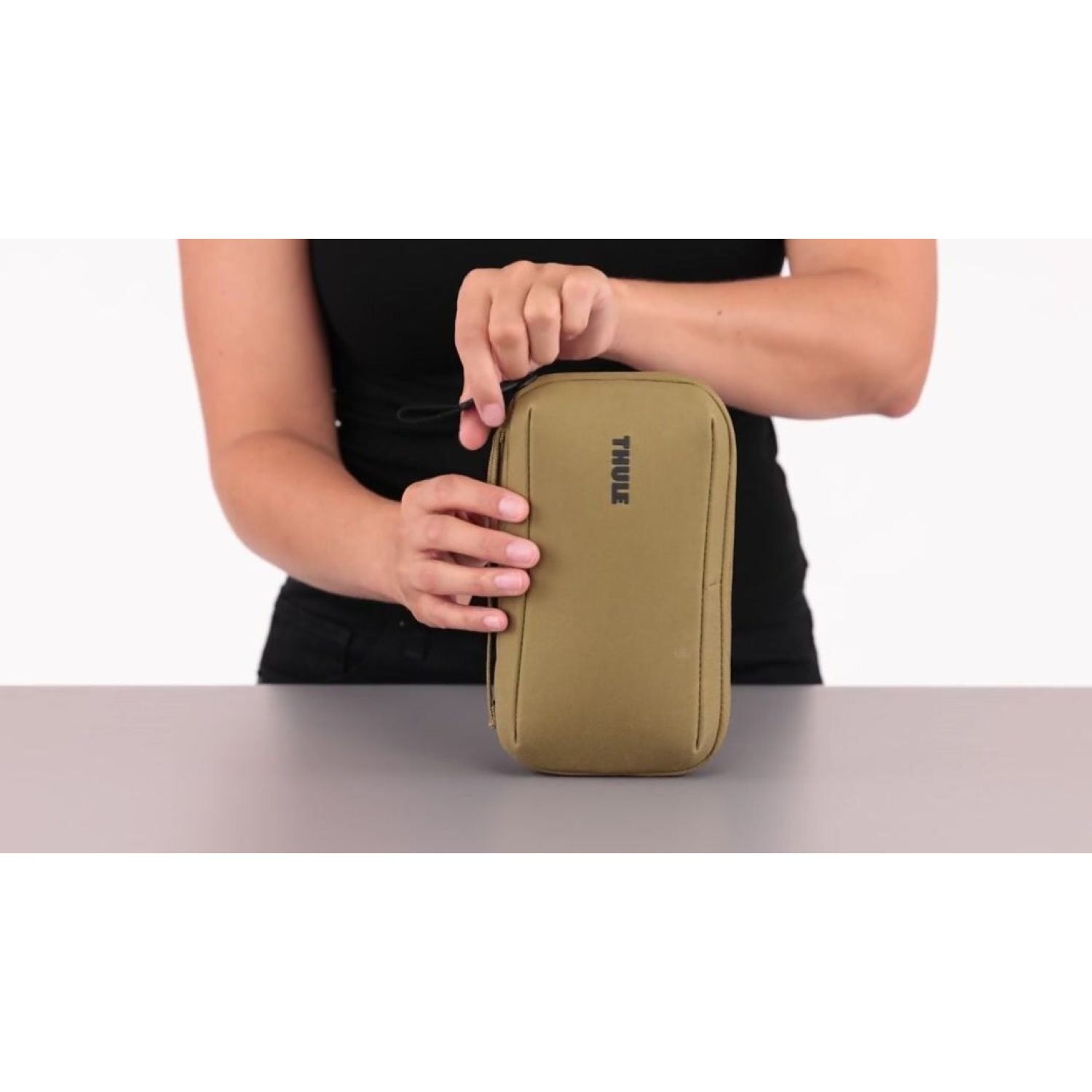 Thule Aion Travel Organizer - Black