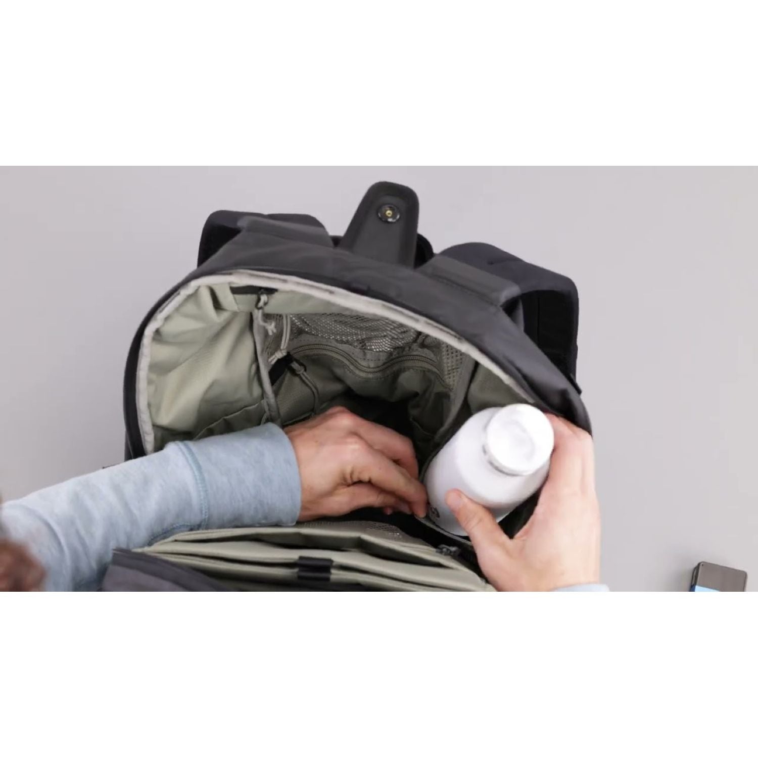 Thule Tact Backpack 16L - Black