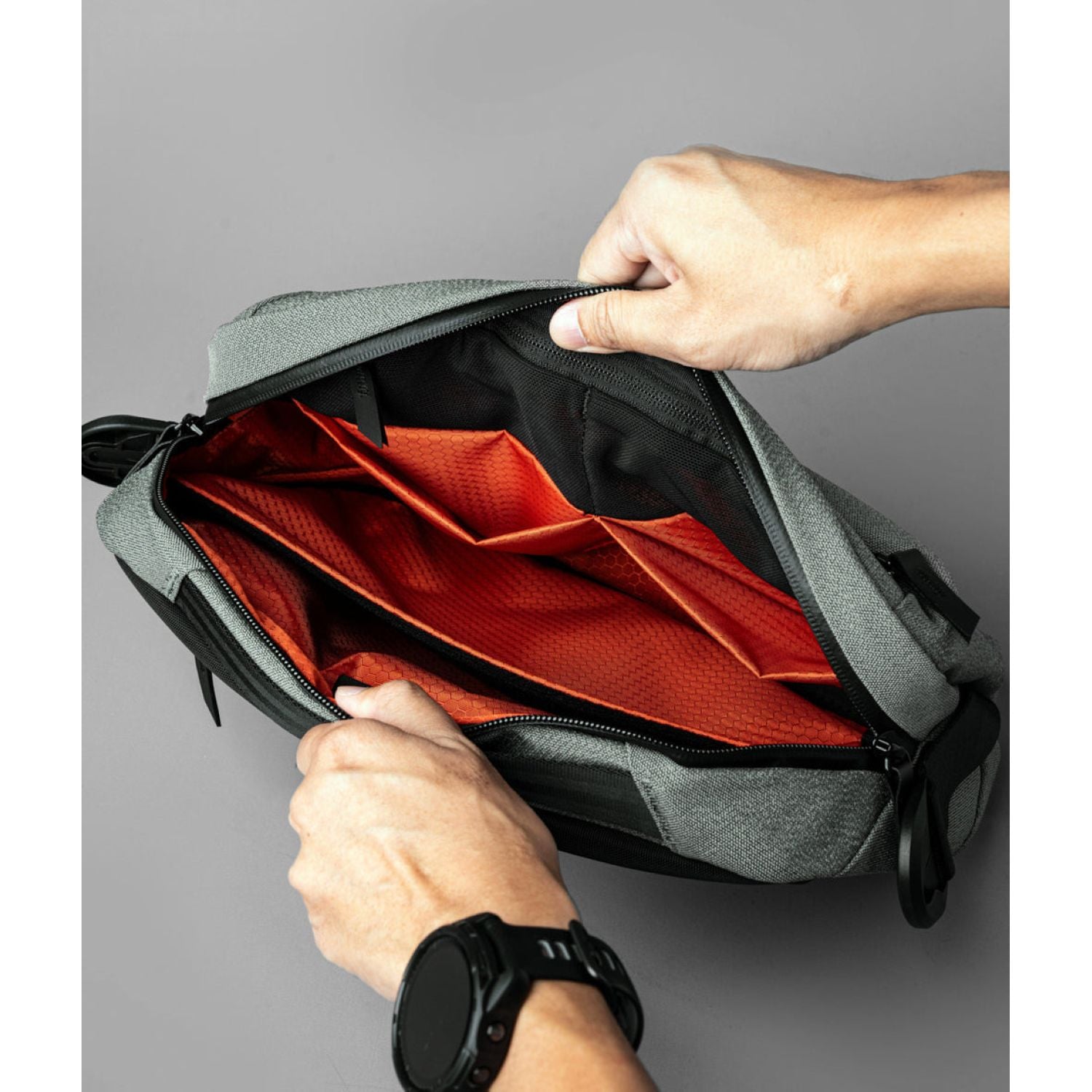 ALPAKA Go Sling Axoflux 600D (Sage Grey)