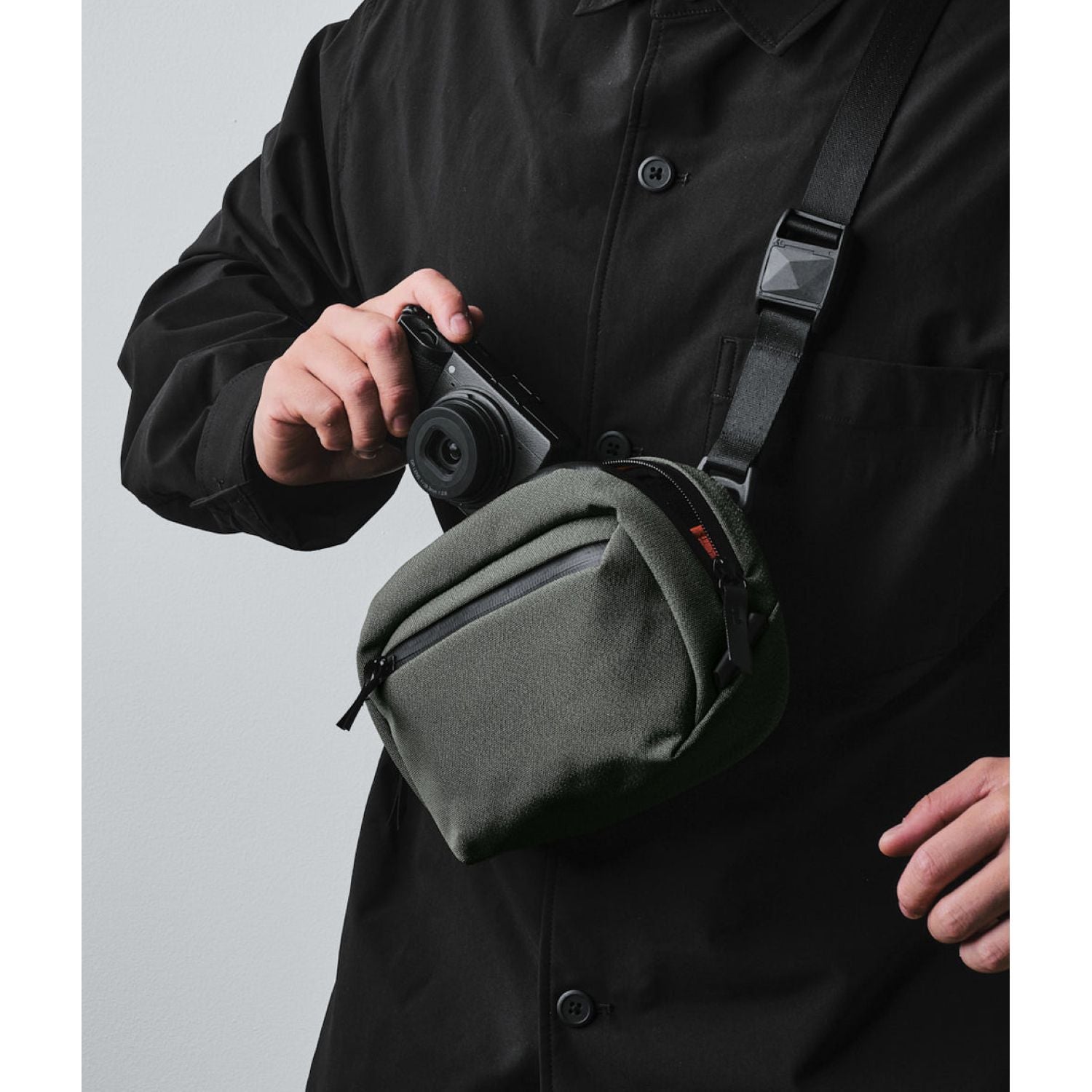 ALPAKA Go Sling Nano Axoflux 600D (Sage Grey)