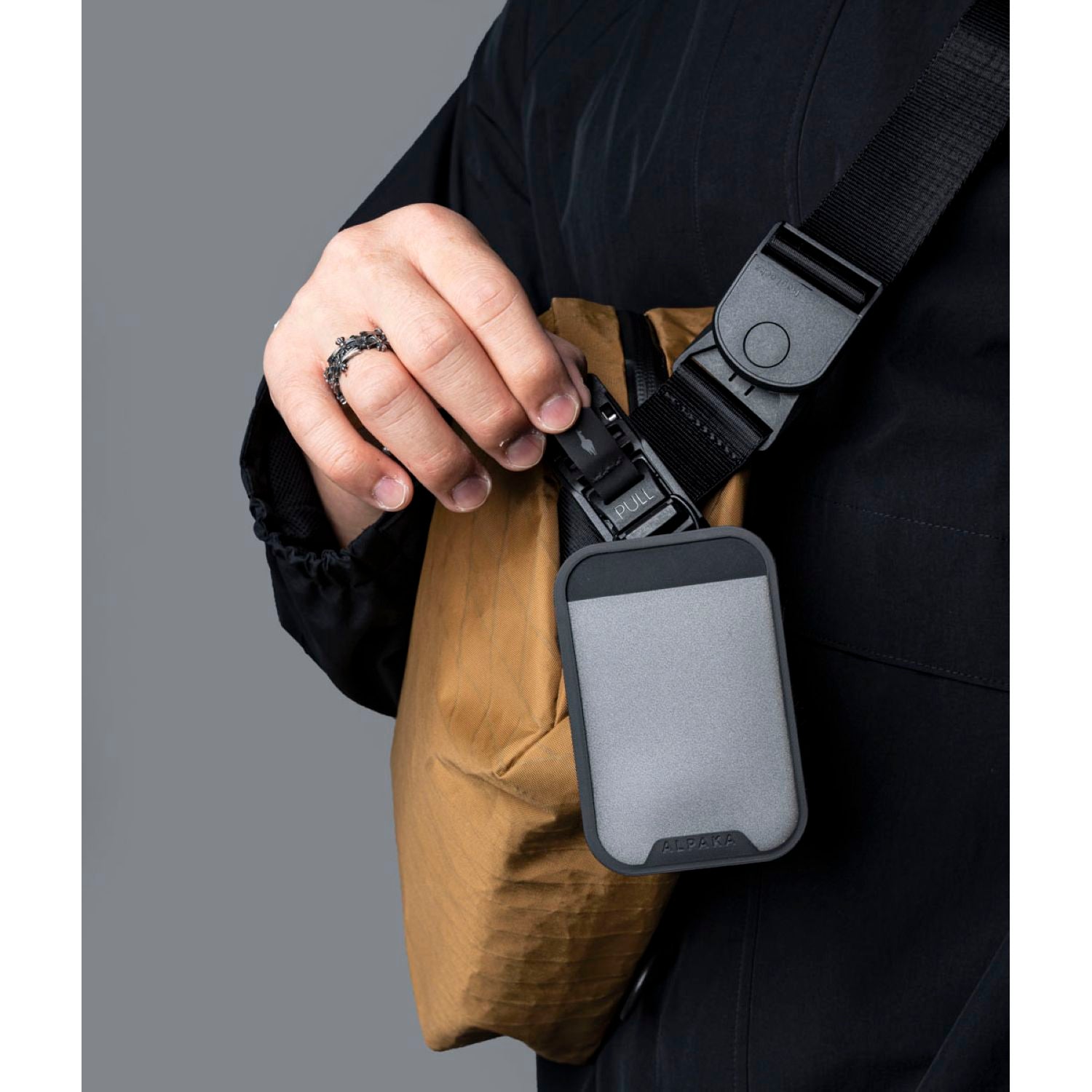 ALPAKA Go Sling X-Pac Vx21 (Coyote Brown)
