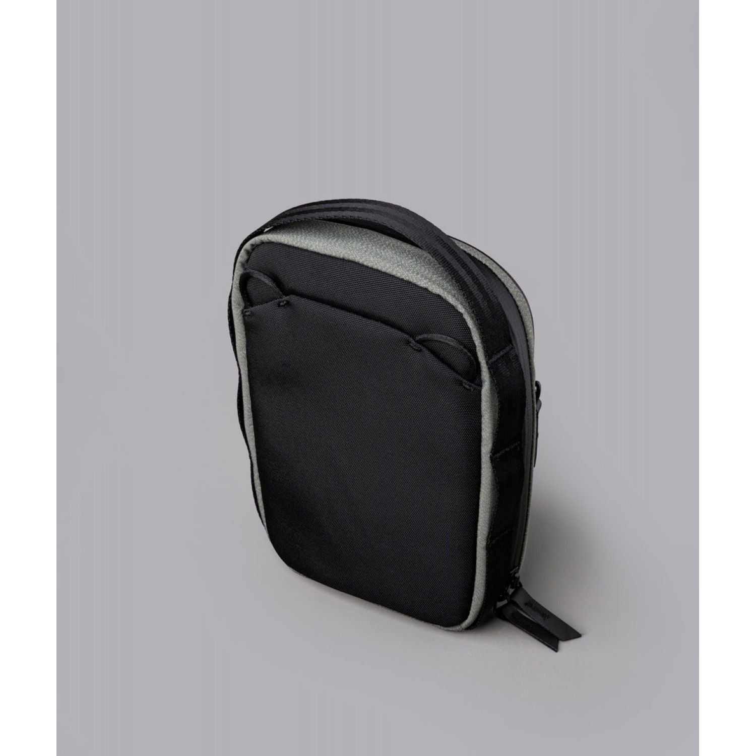 ALPAKA Metro Sling V2 Axoflux 300D (Grey)