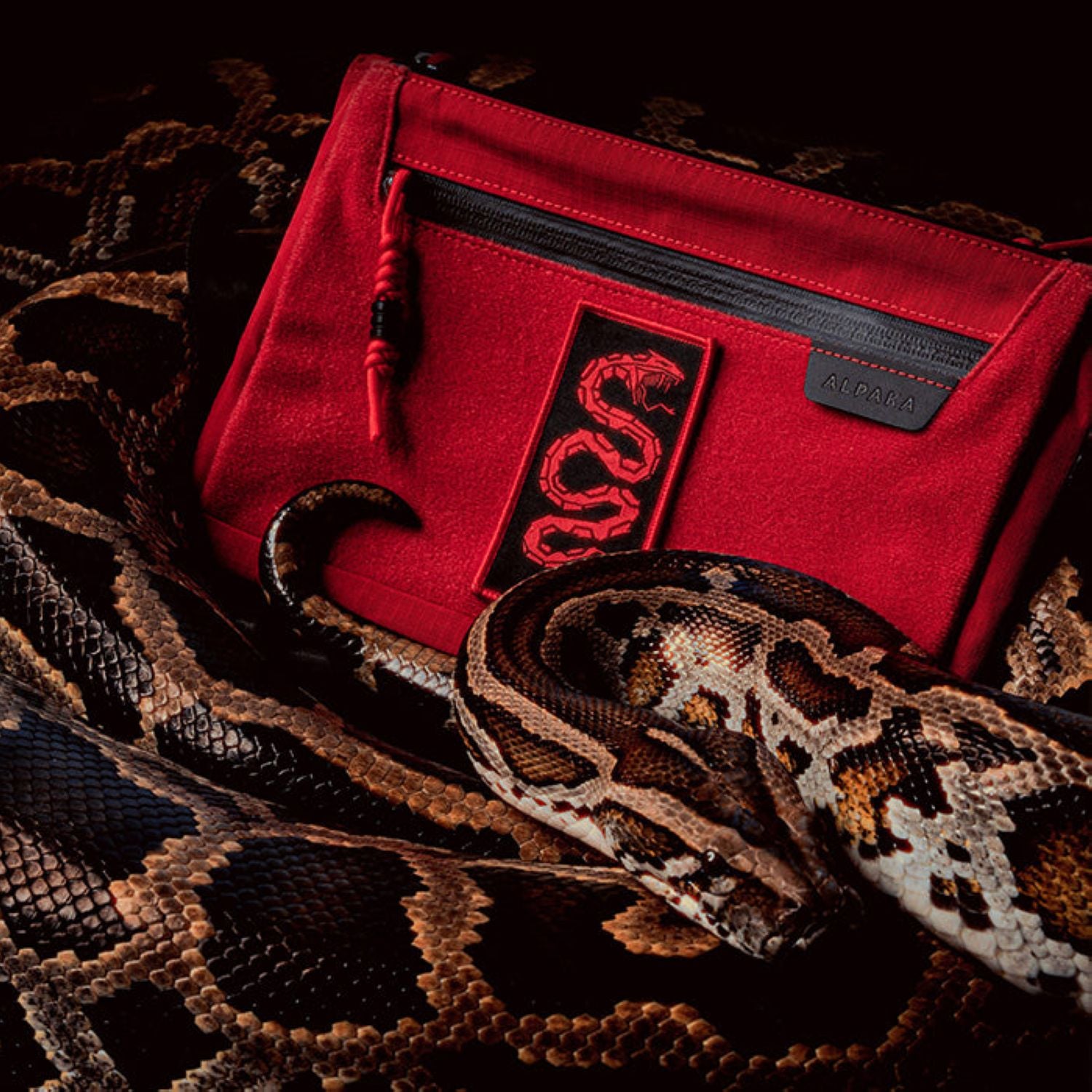 ALPAKA Zip Pouch Max V2 Axoflux 210D - Snake Edition Red – The