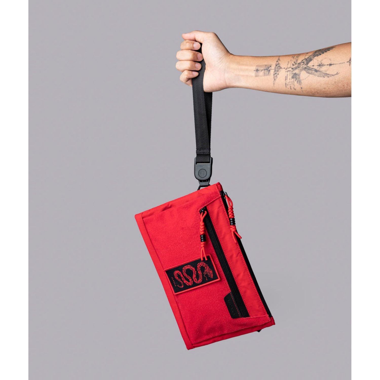 ALPAKA Zip Pouch Max V2 Axoflux 210D - Snake Edition Red – The Planet ...