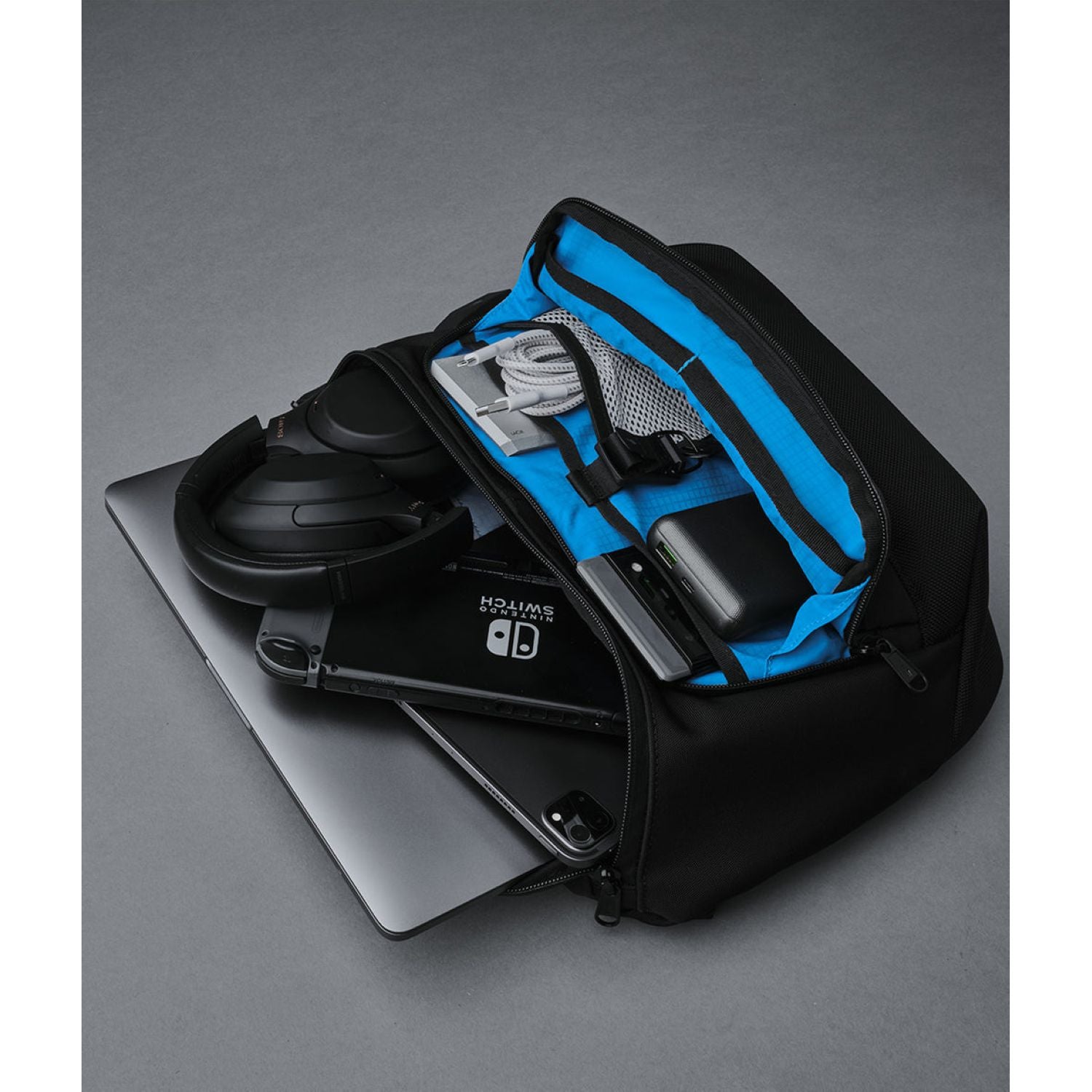 ALPAKA Bravo Sling Max V2 (Jet Black)