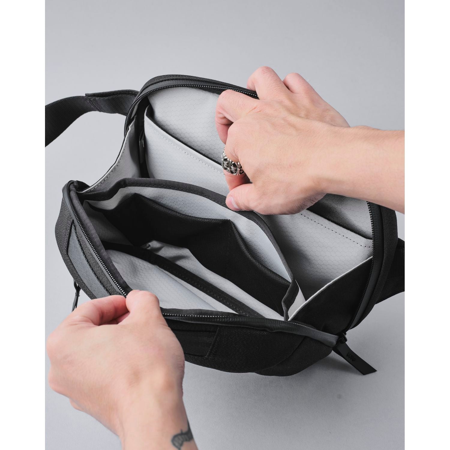 ALPAKA Bravo Waist Pack Axoflux 600D (Black)