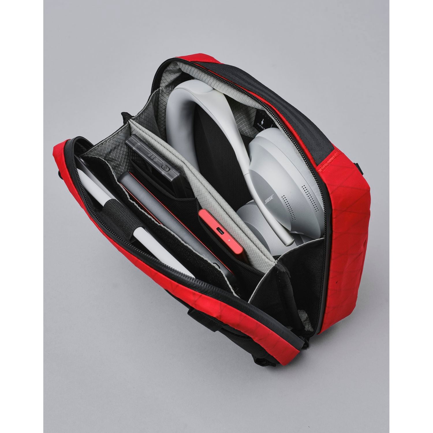 ALPAKA Elements Tech Case Max X-Pac VX21 (Red)