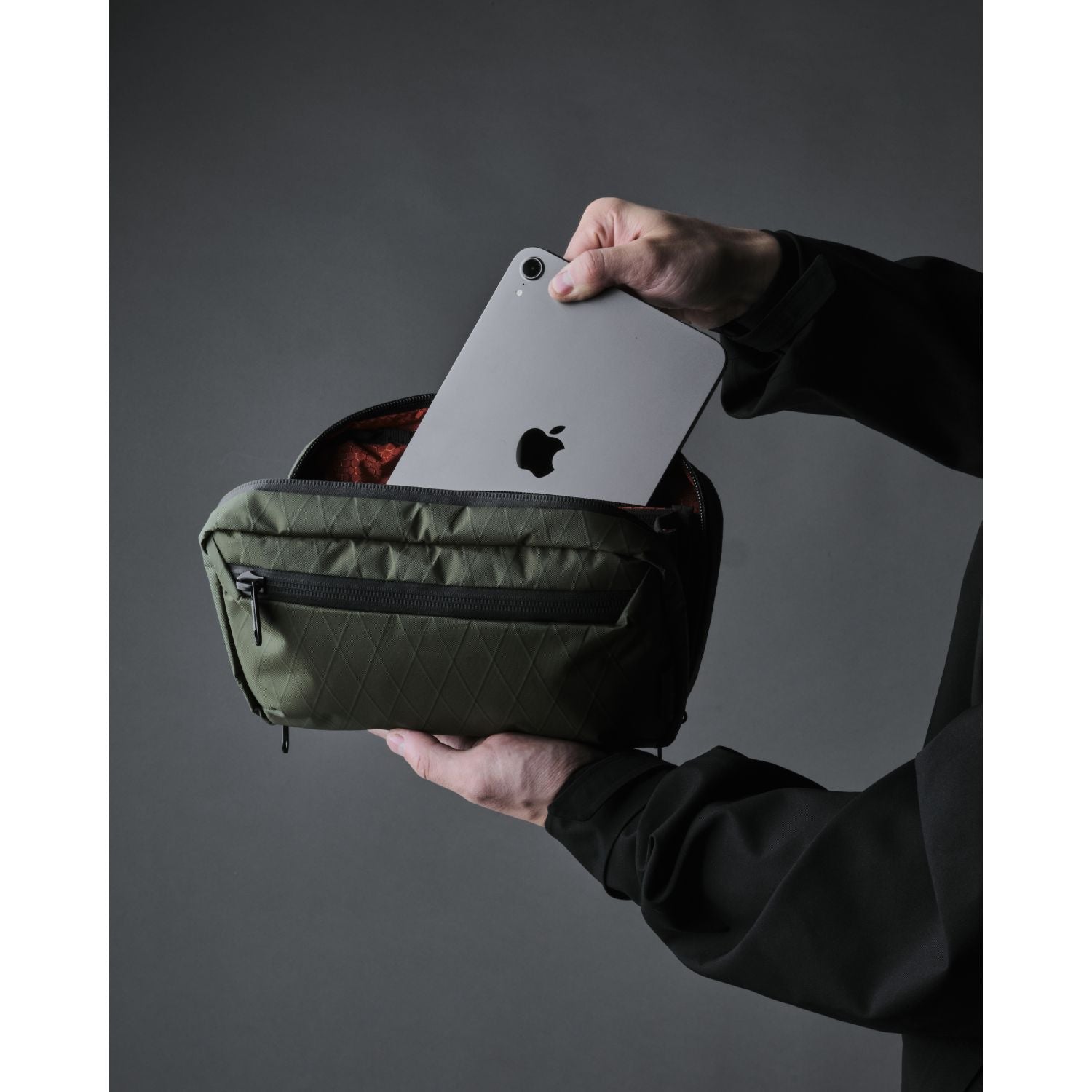 ALPAKA Elements Tech Case X-Pac VX21 (Dark Green)