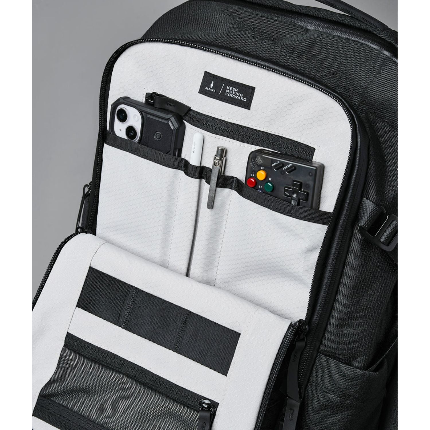 ALPAKA Elements Travel (35L) Axoflux 600D Backpack + Removable Waist Strap (Black)