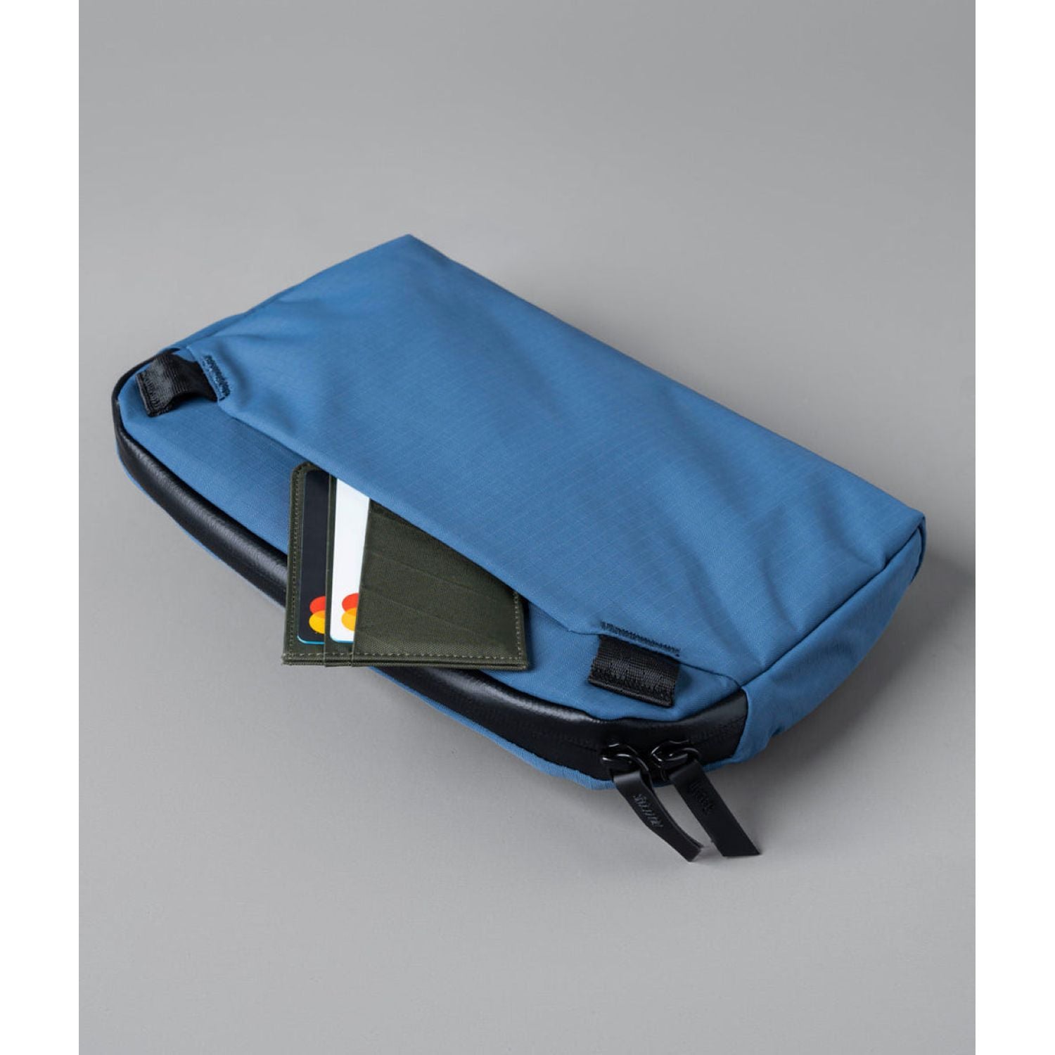 ALPAKA Flight Sling Axoflux 200D (Blue)