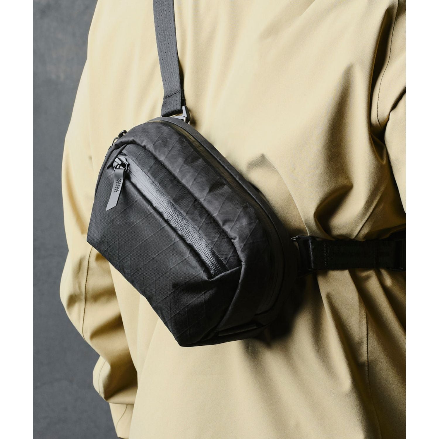 ALPAKA Go Sling Nano X-Pac VX21 (Black)