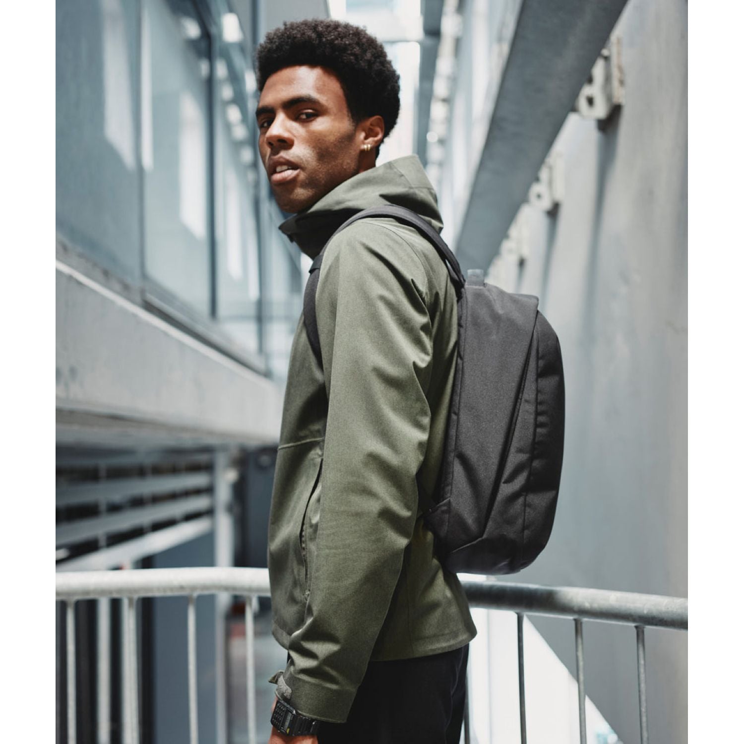 ALPAKA Metro Backpack Axoflux 300D (Black)