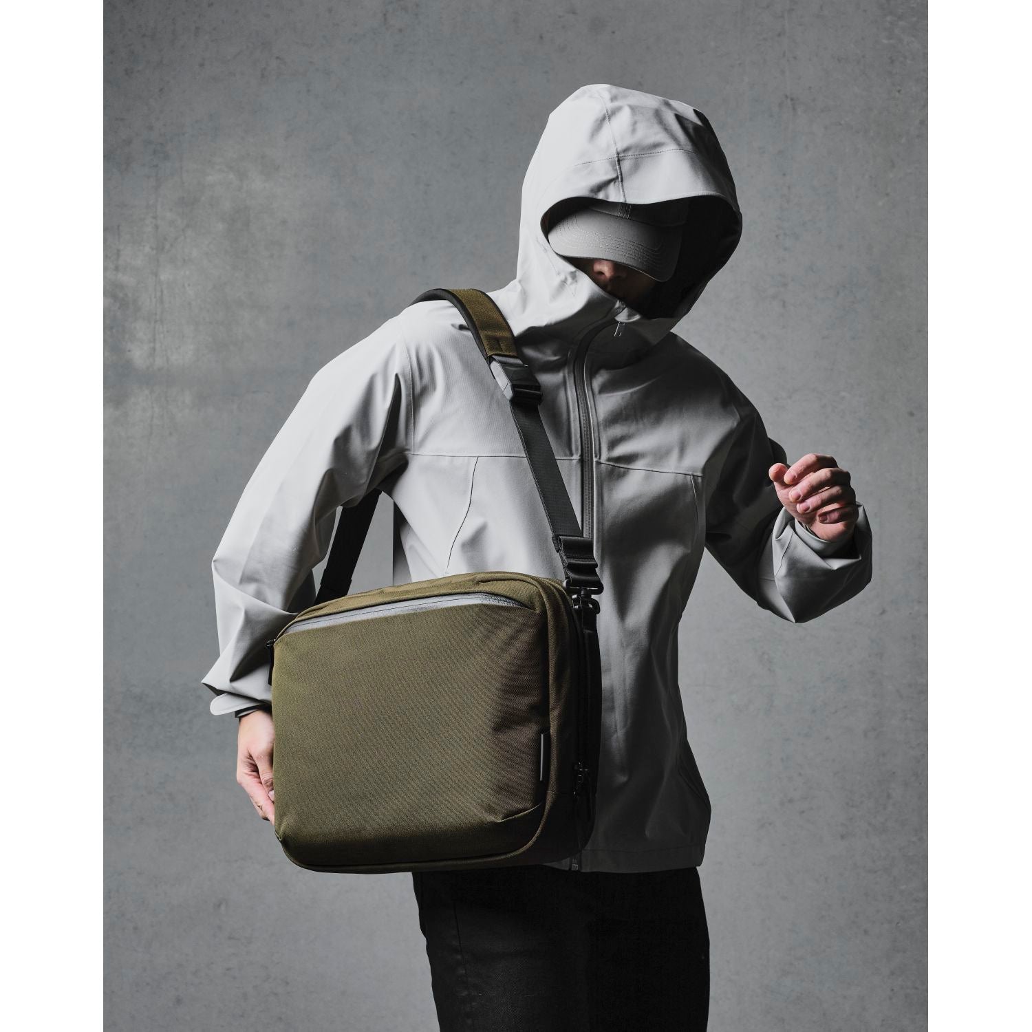 ALPAKA Tech Brief Pro Axoflux 600D (Army Green)