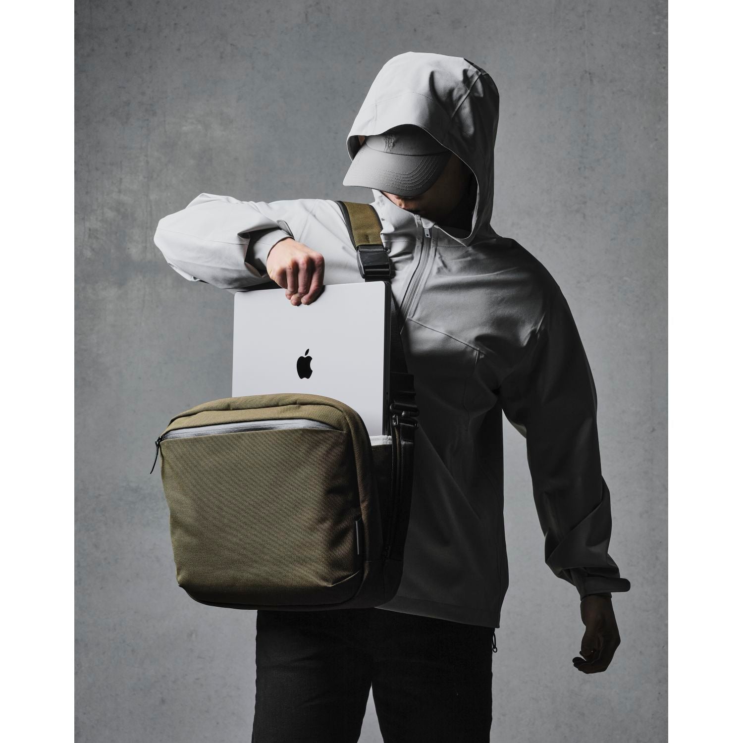 ALPAKA Tech Brief Pro Axoflux 600D (Army Green)