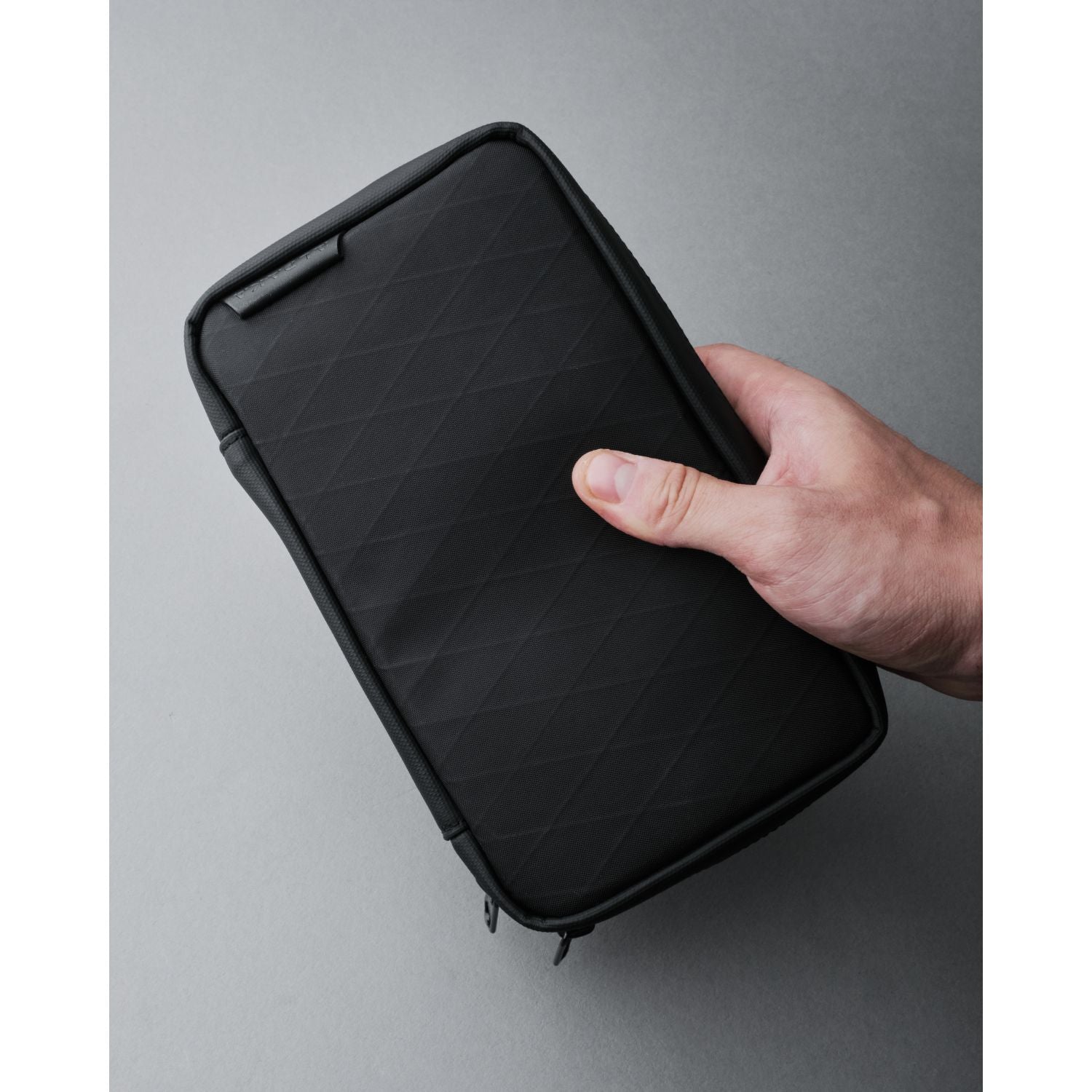 ALPAKA Tech Kit VX21 (Black)