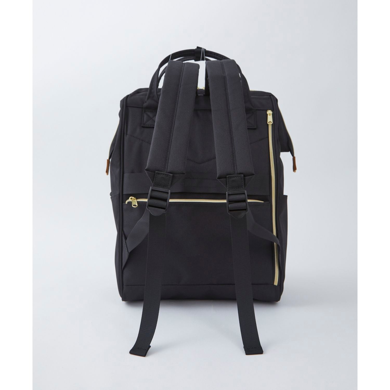 Anello Cross Bottle Kuchigane Backpack L (Black)