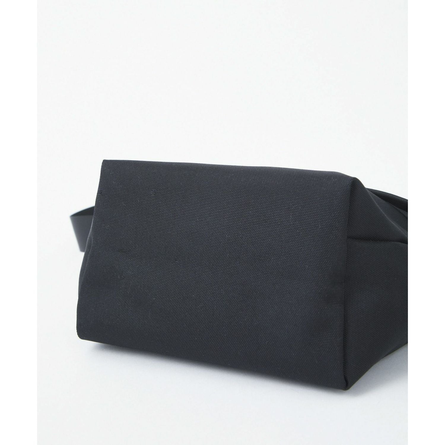Anello Kuro Mini Messenger Bag (Black)