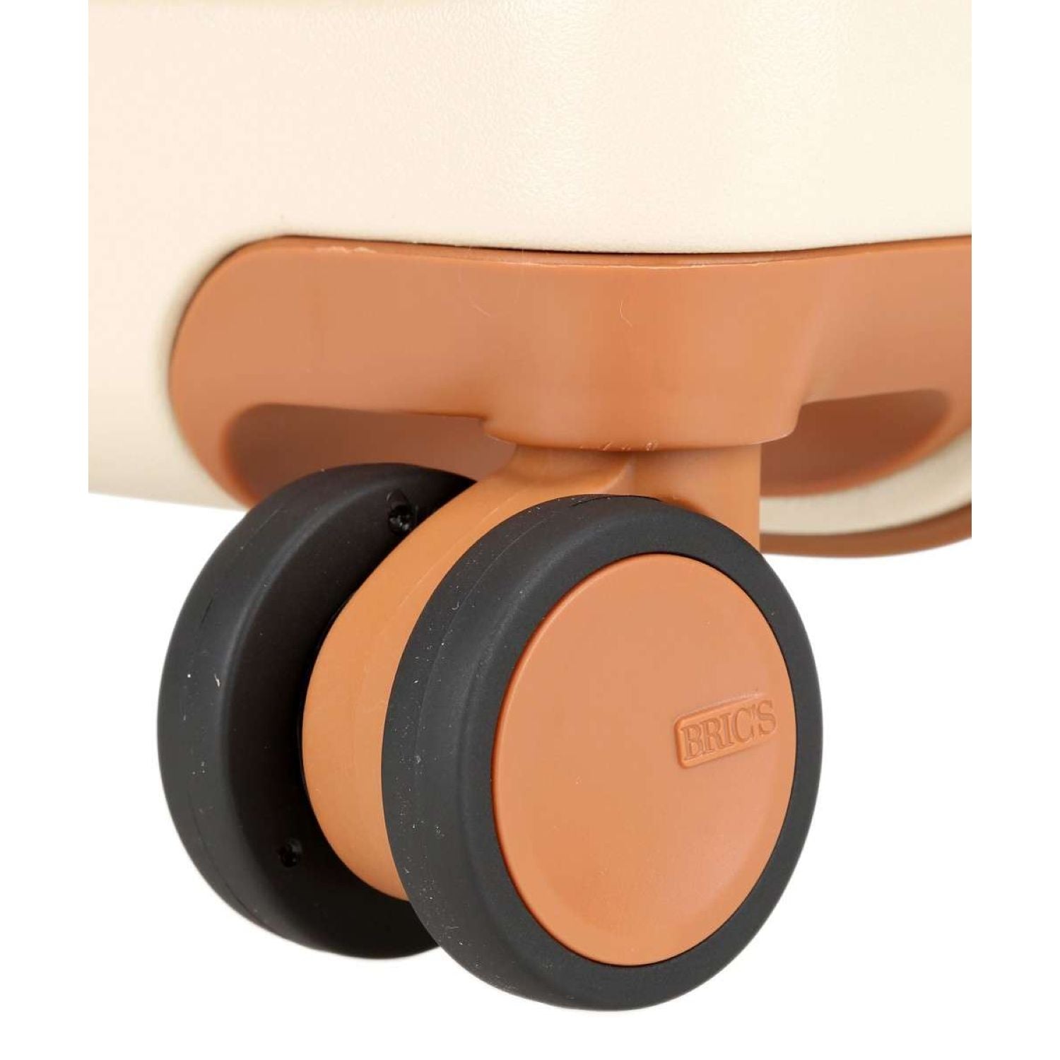 BRIC'S Bellagio V2 21" Carry On Luggage Spinner + Pocket with USB (Cream)