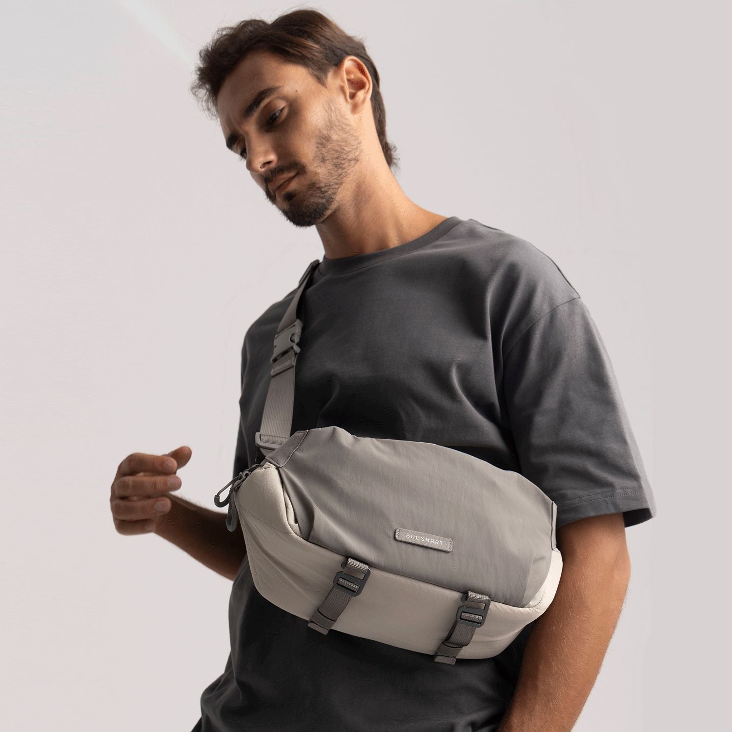 Bagsmart Soar Camera Sling Bag With Tripod Holder 6L (Gray)