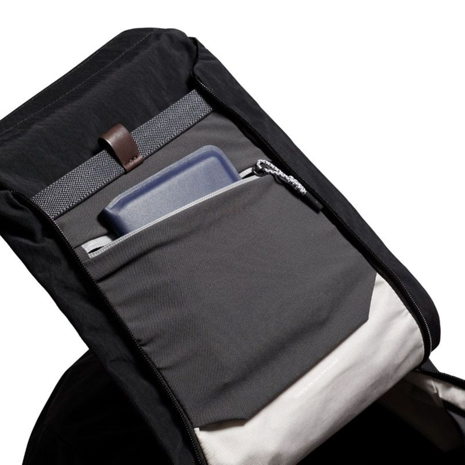 Bellroy Apex Backpack - Raven