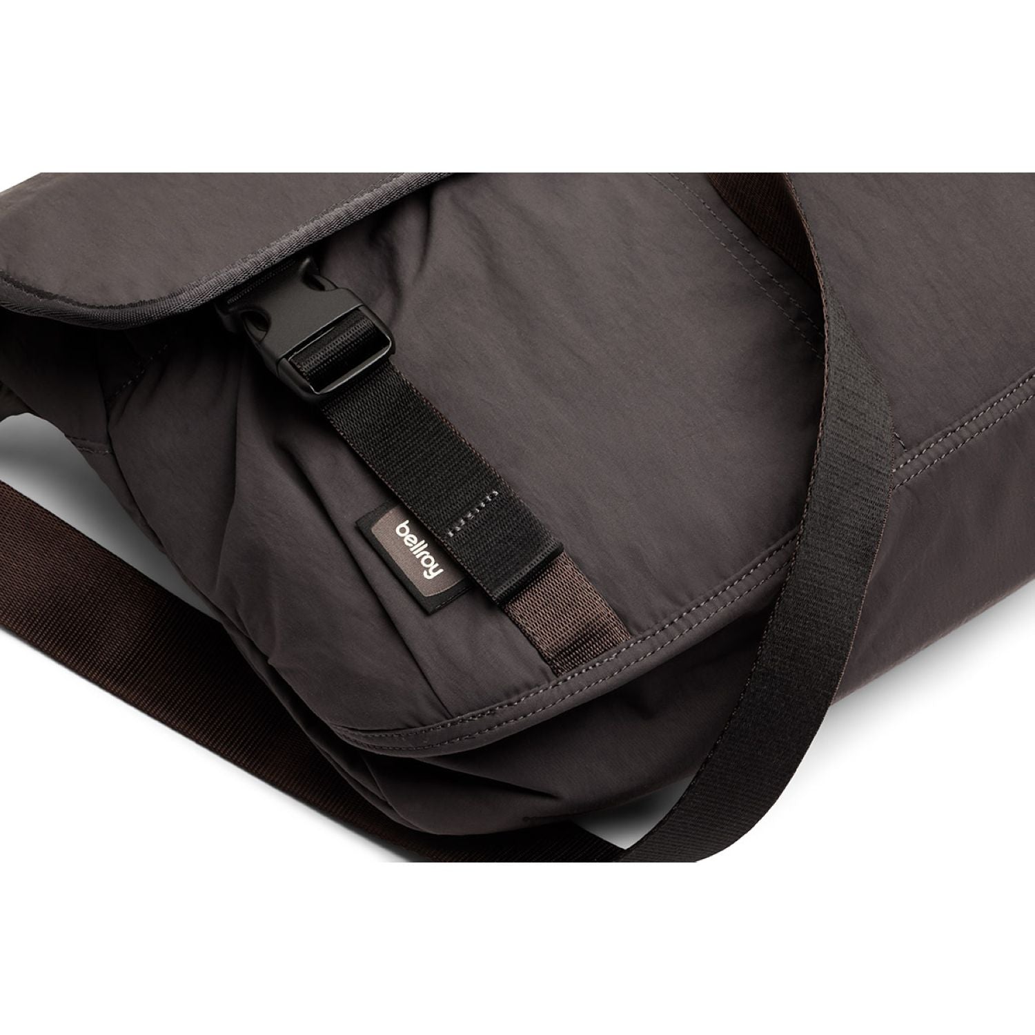Bellroy Cinch Messenger Bag - Charcoal