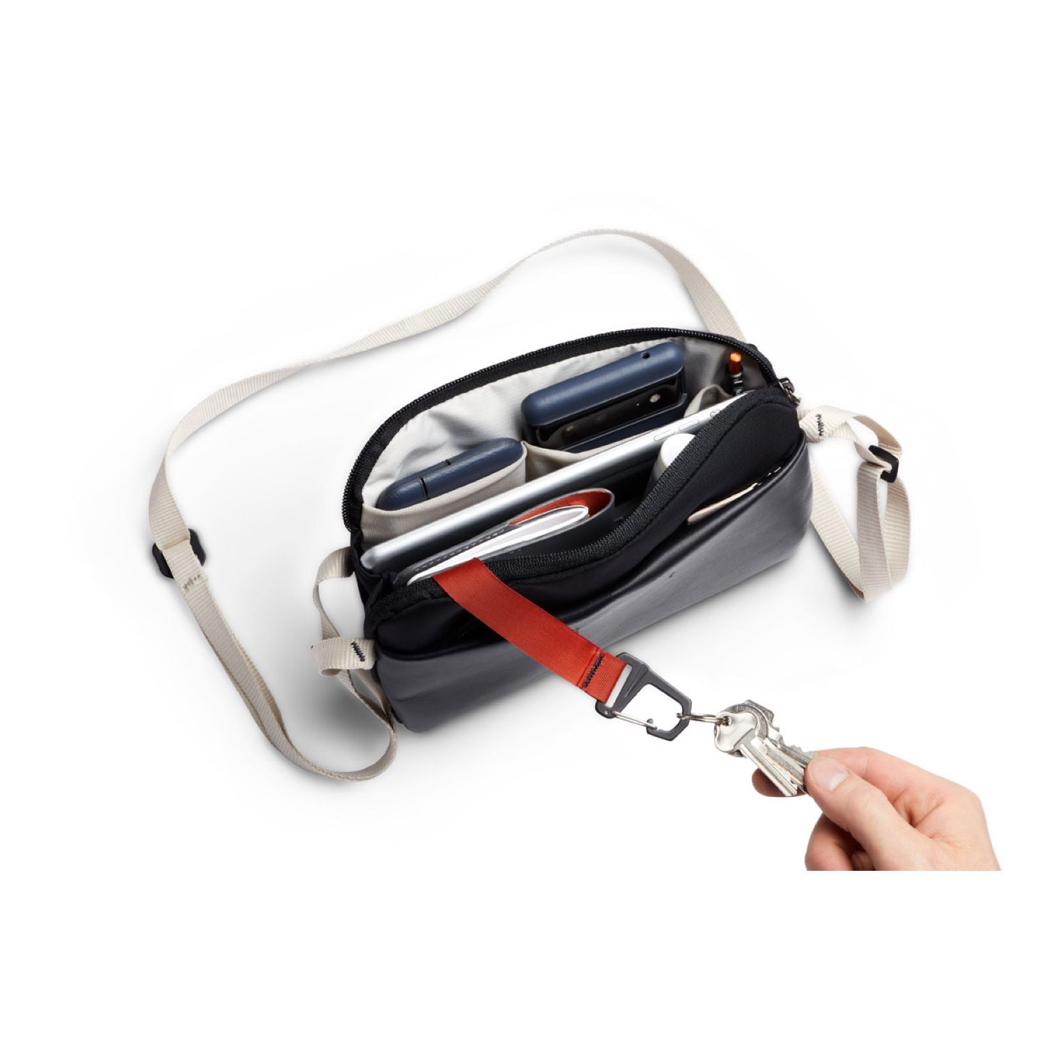 Bellroy City Pouch Plus (Premium Edition) - Black Sand