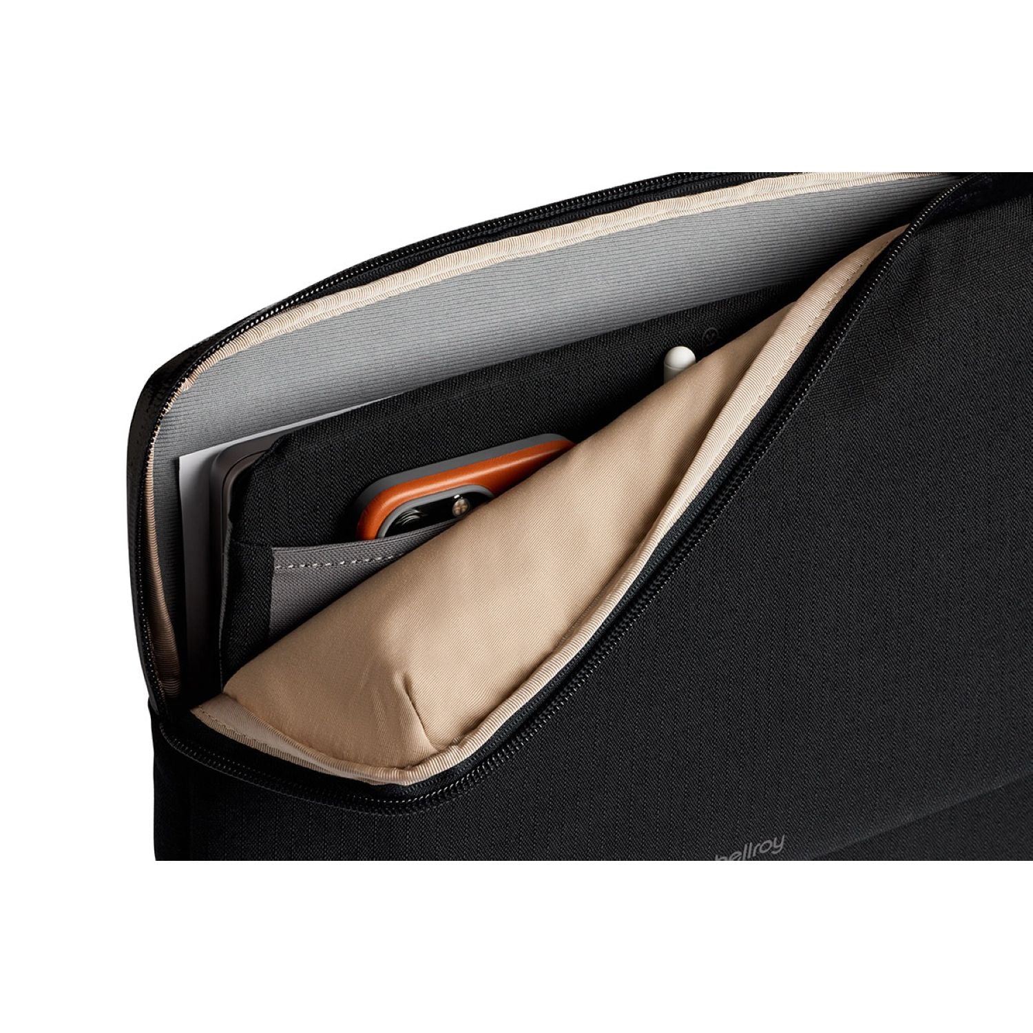 Bellroy Laptop Caddy 16" - Black