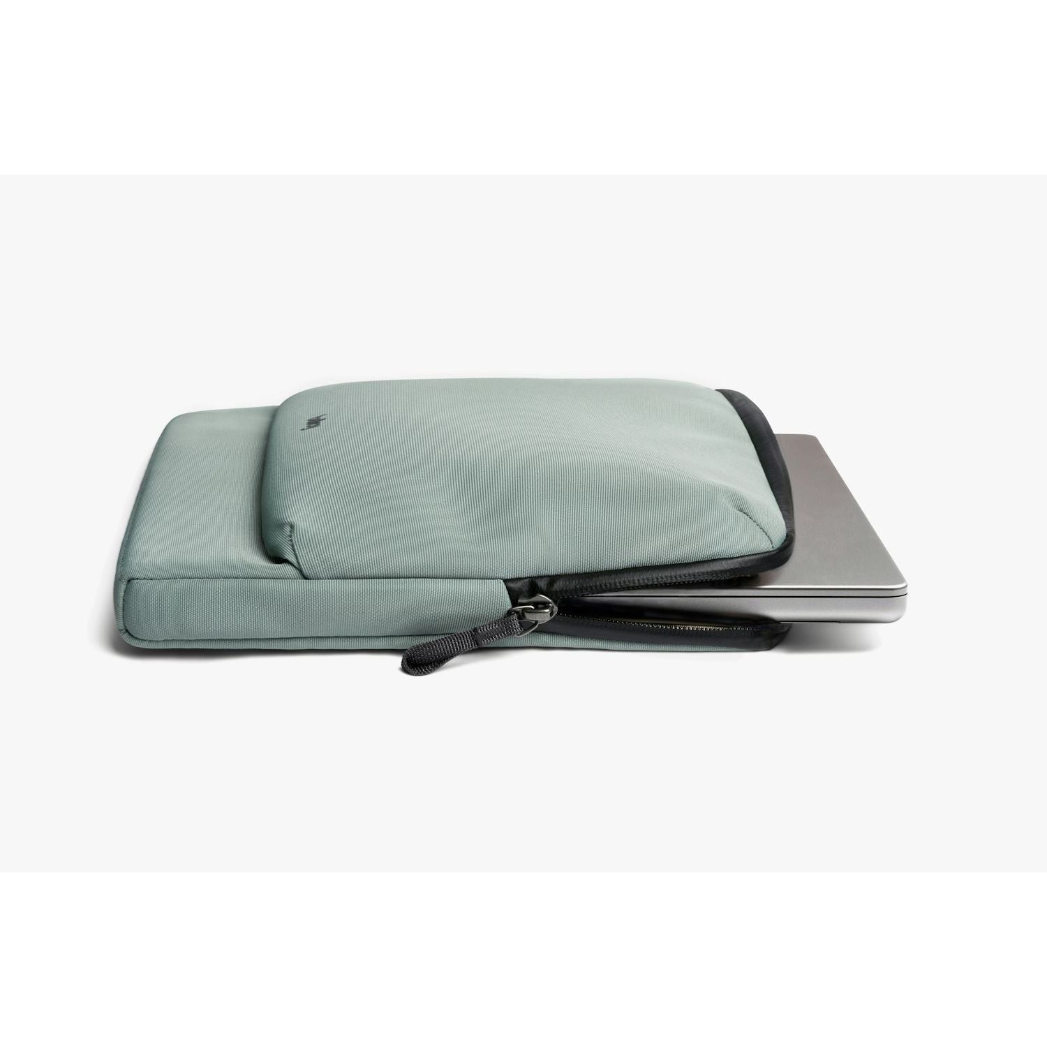 Bellroy Laptop Caddy 16" - Eucalyptus