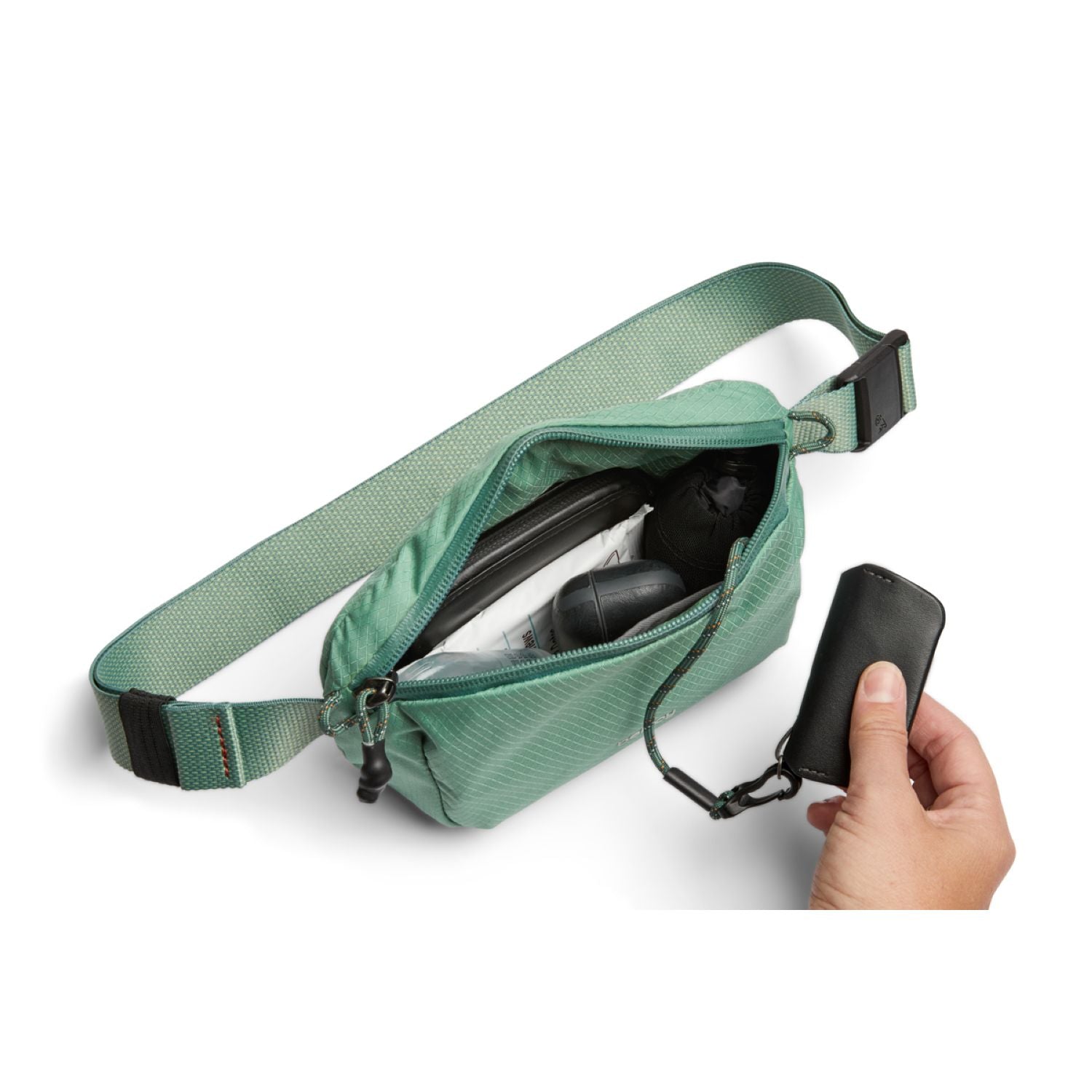Bellroy Lite Belt Bag - Moss