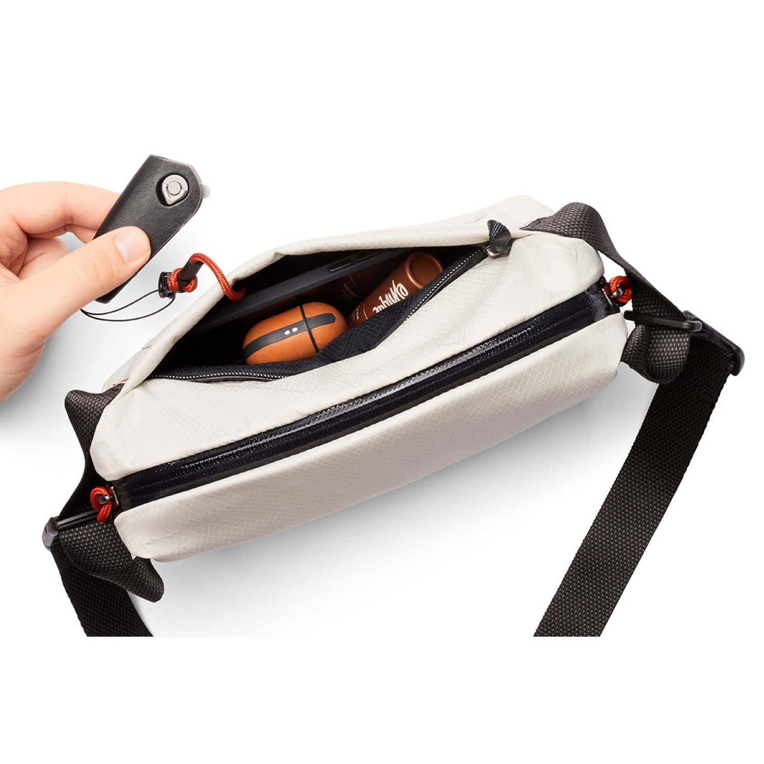 Bellroy Lite Sling Mini - Chalk