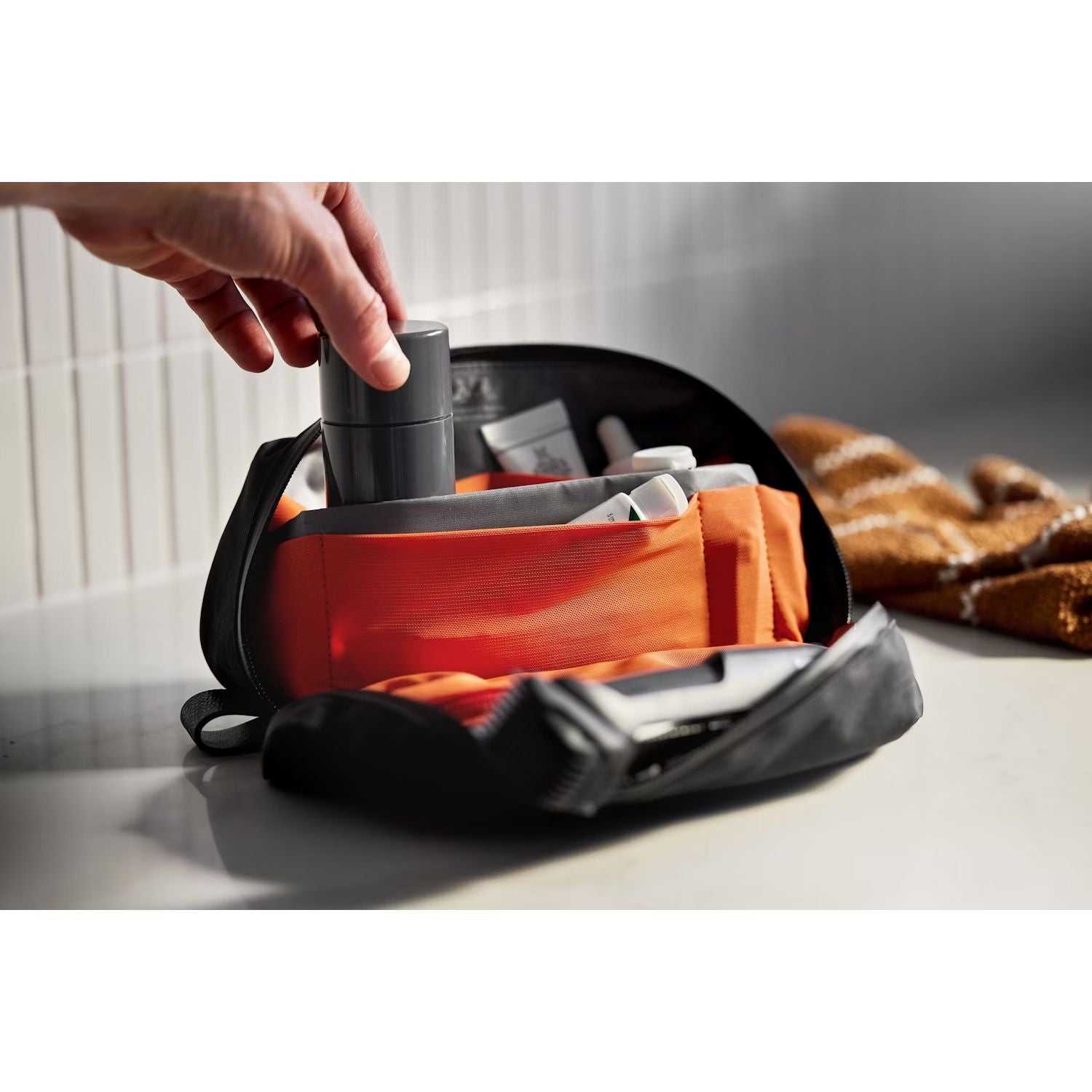 Bellroy Toiletry Kit Plus - Carryology Essential Edition - Black Ash