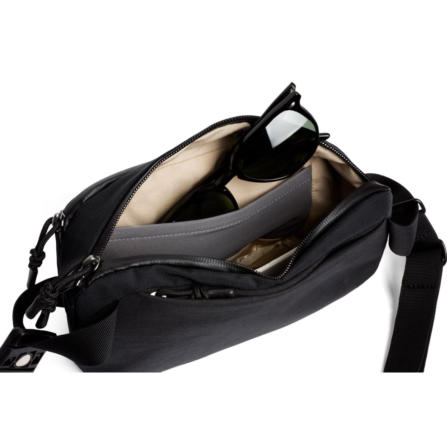 Bellroy Venture Ready Sling 2.5L - Black