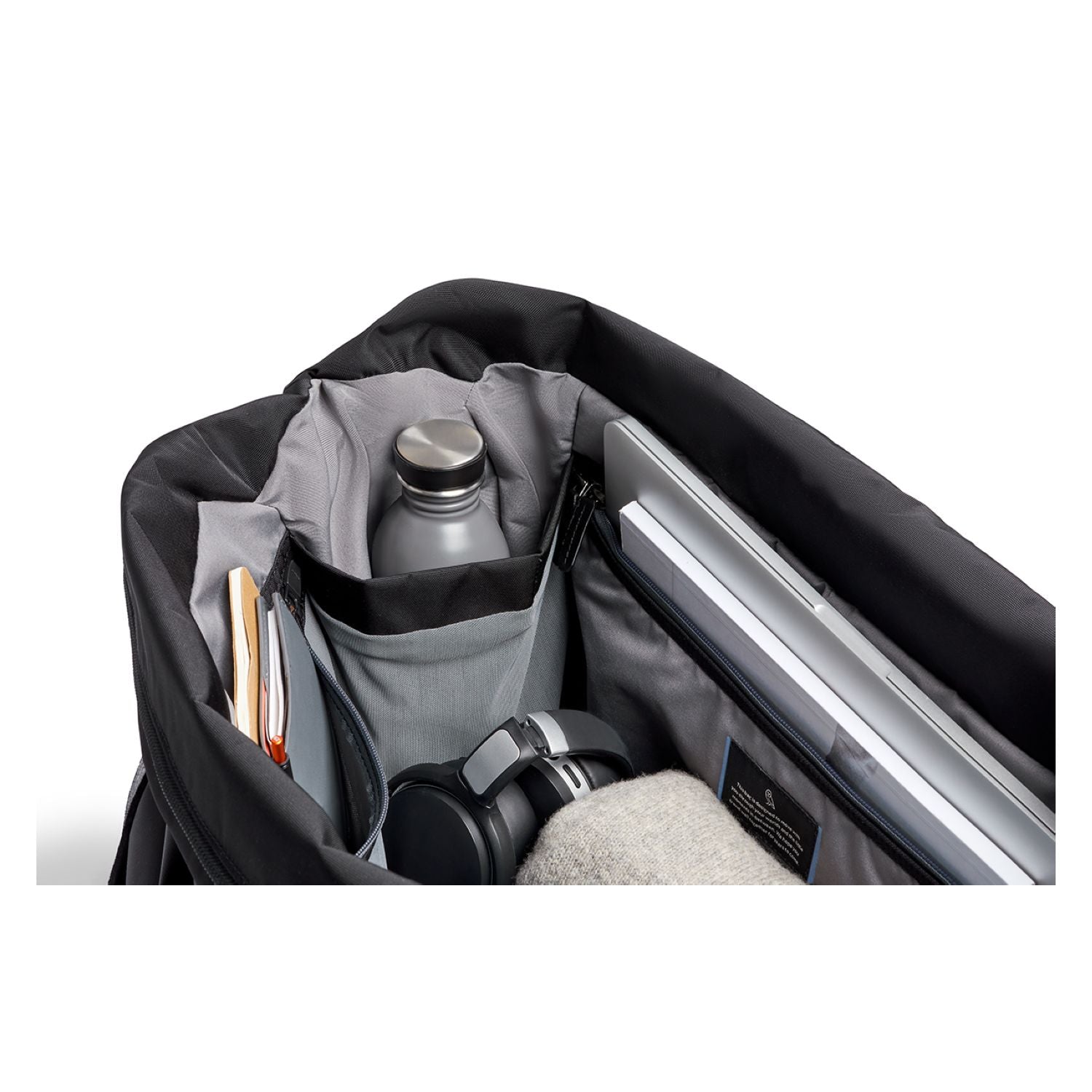 Bellroy Weekender Plus - Black